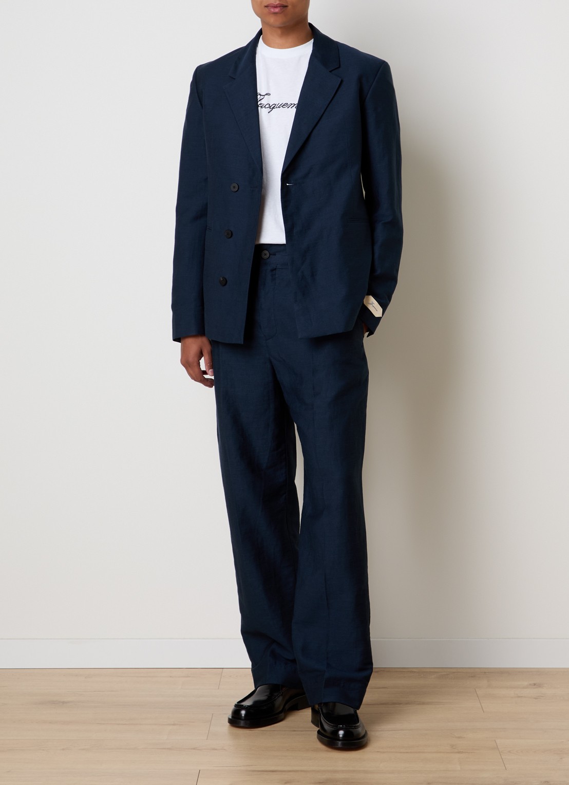 Jacquemus Croisiere straight fit pantalon in linnenblend met steekzakken - voorkant 3 donkerblauw