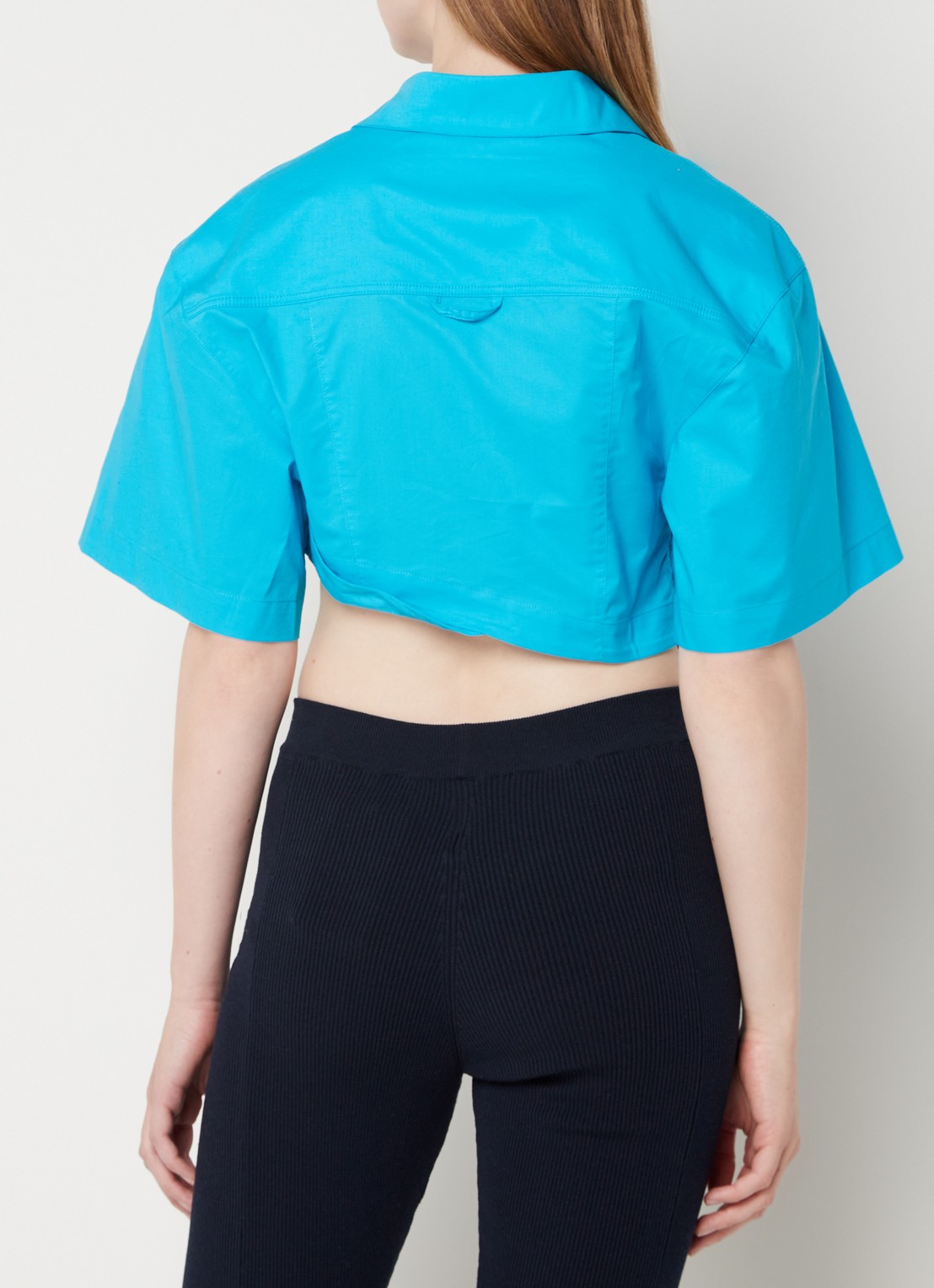 Jacquemus La Chemise Capri crop top in linnenblend - achterkant 4 turquoise