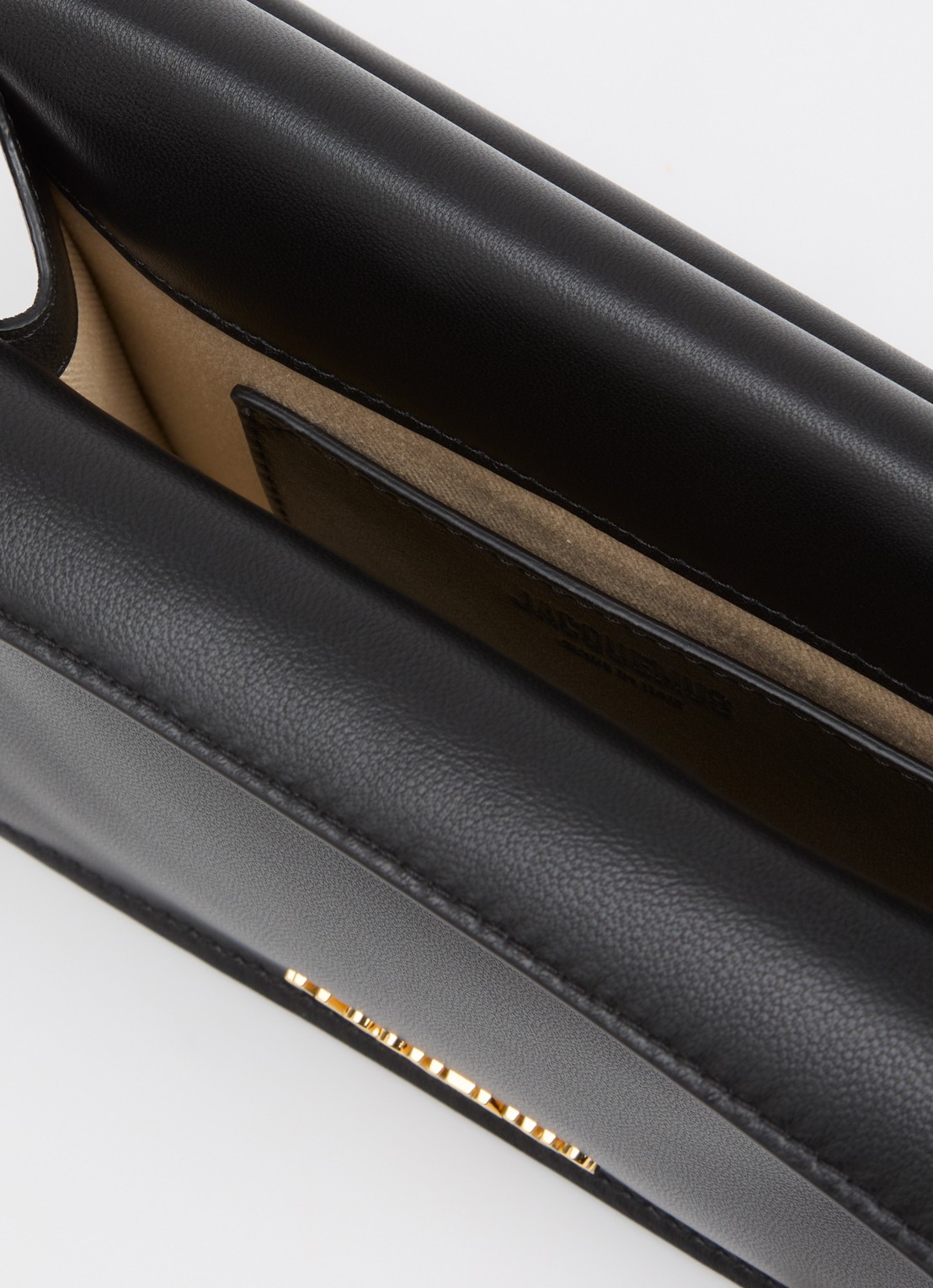 Jacquemus La Petite Rond Carré clutch van lamsleer - detail 5 zwart