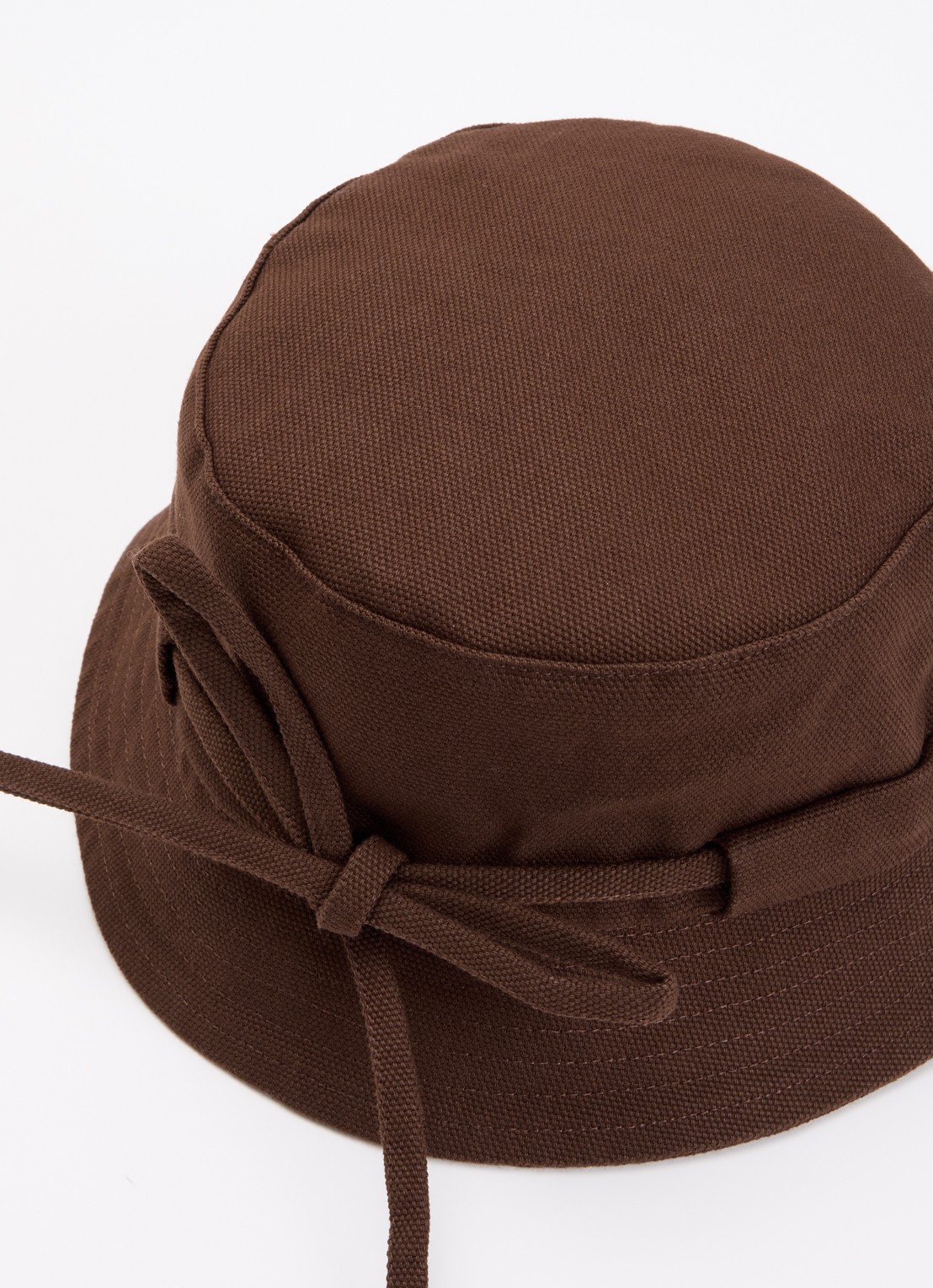 Jacquemus Le Bob Gadjo bucket hoed van canvas  - detail 2 chocoladebruin