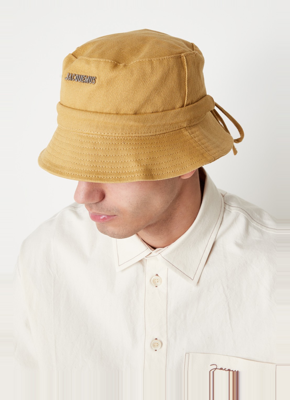 Jacquemus Le Bob Gadjo bucket hoed van canvas - voorkant 3 camel