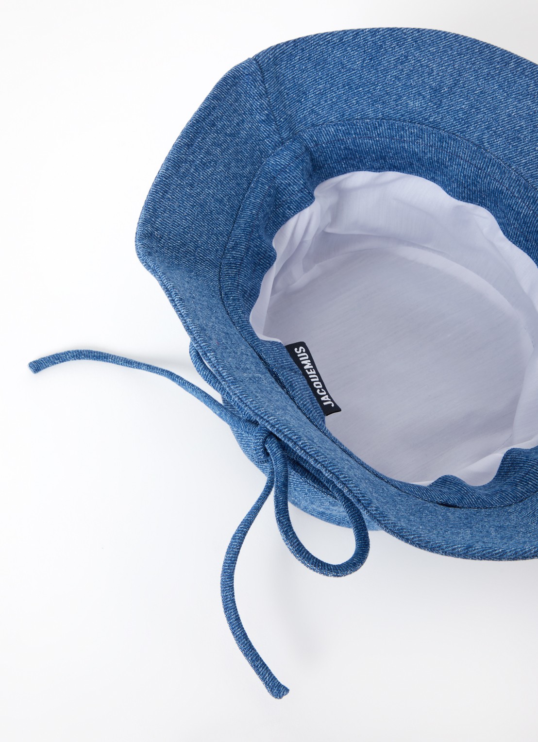 Jacquemus Le Bob Gadjo bucket hoed van canvas - detail 2 indigo