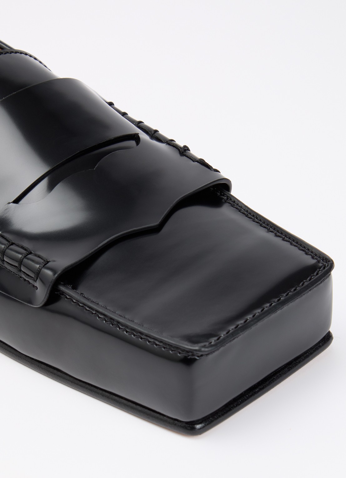 Jacquemus Le Carré loafer van lakleer met detail van leer - detail 7 zwart