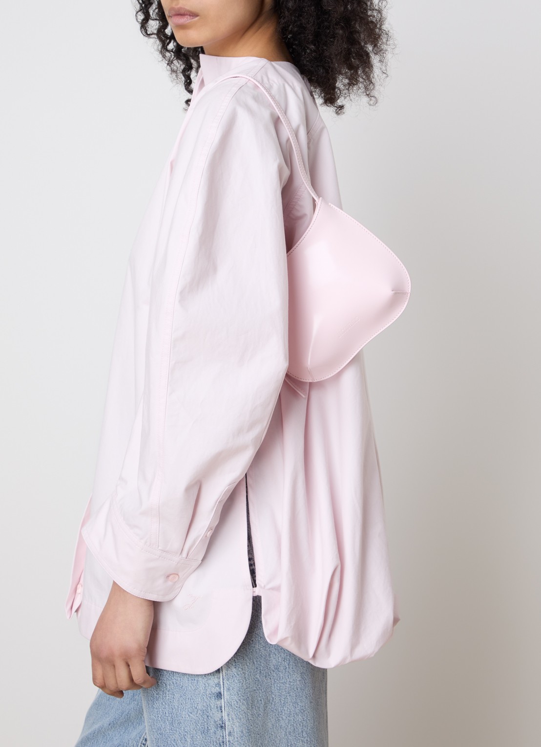 Jacquemus Le Petit Bisou schoudertas van leer  - voorkant 3 lichtroze