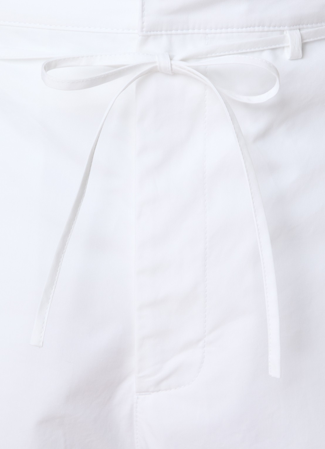 Jacquemus Marin loose fit broek met strikceintuur - detail 6 wit