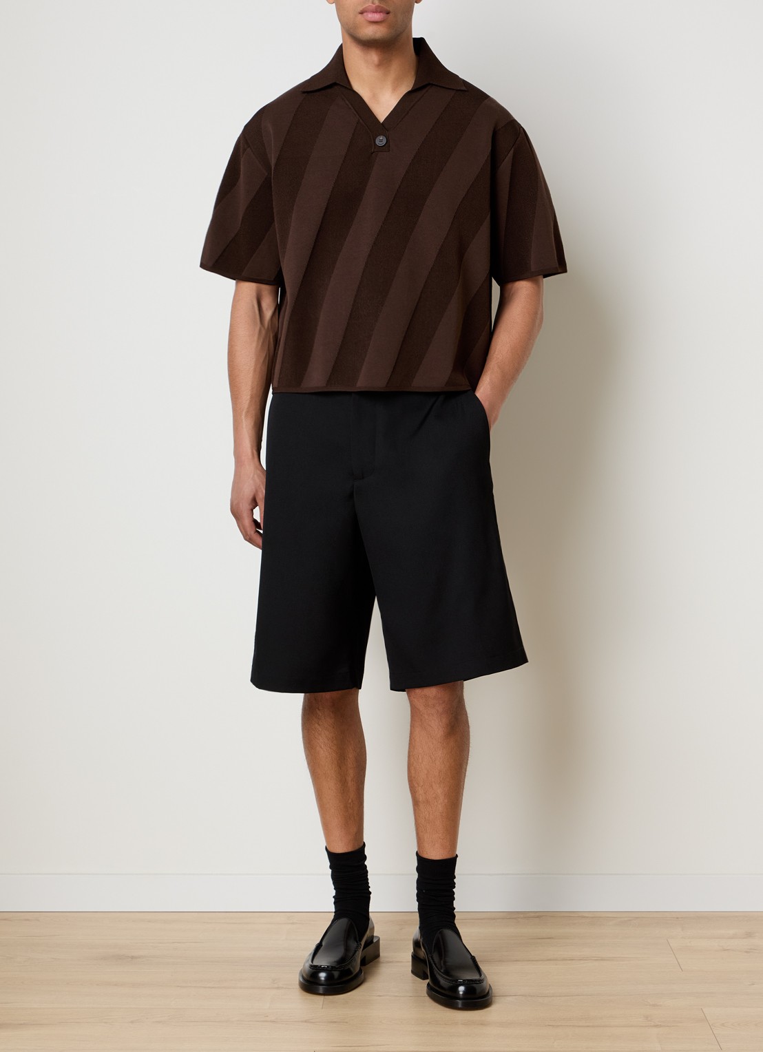 Jacquemus Regular fit polo met streepprint - voorkant 4 donkerbruin