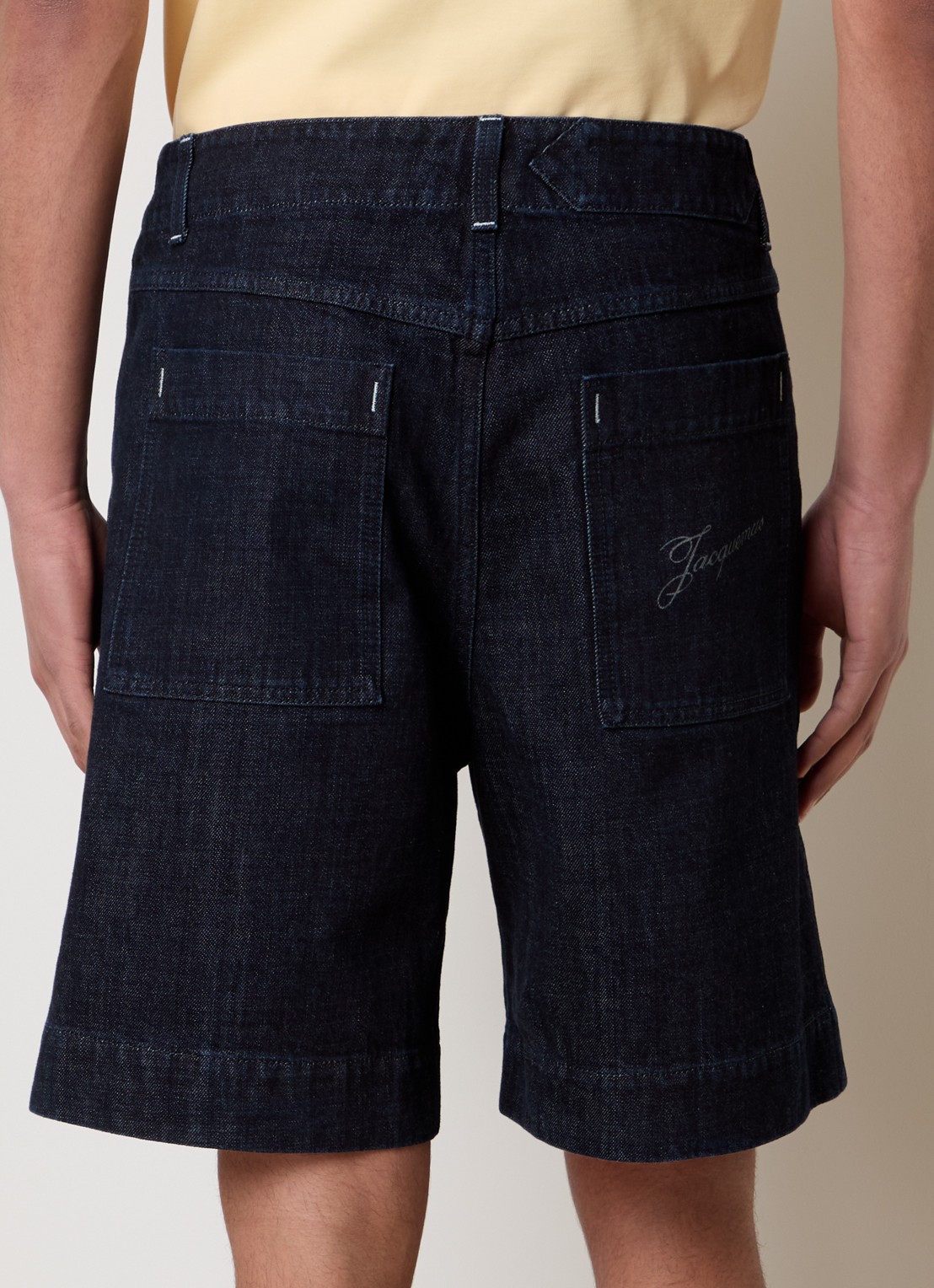 Jacquemus Straight fit korte broek van denim met donkere wassing - achterkant 5 indigo