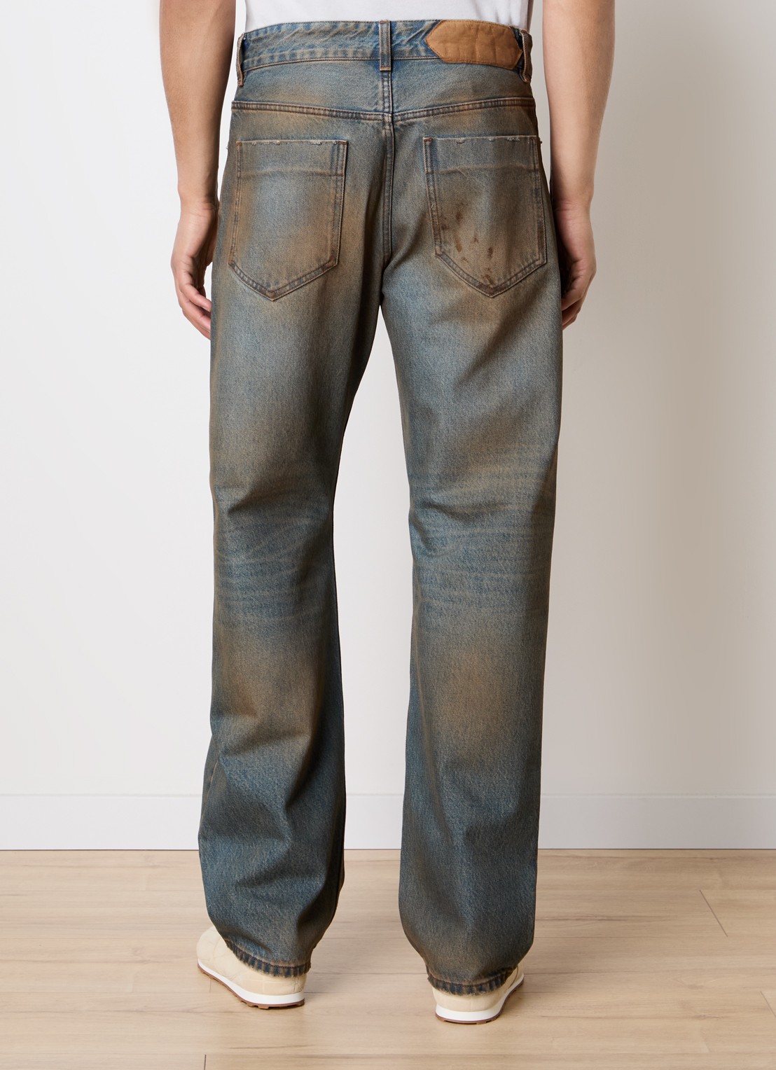 Jacquemus Straight leg jeans met verwassen afwerking - achterkant 6 beige