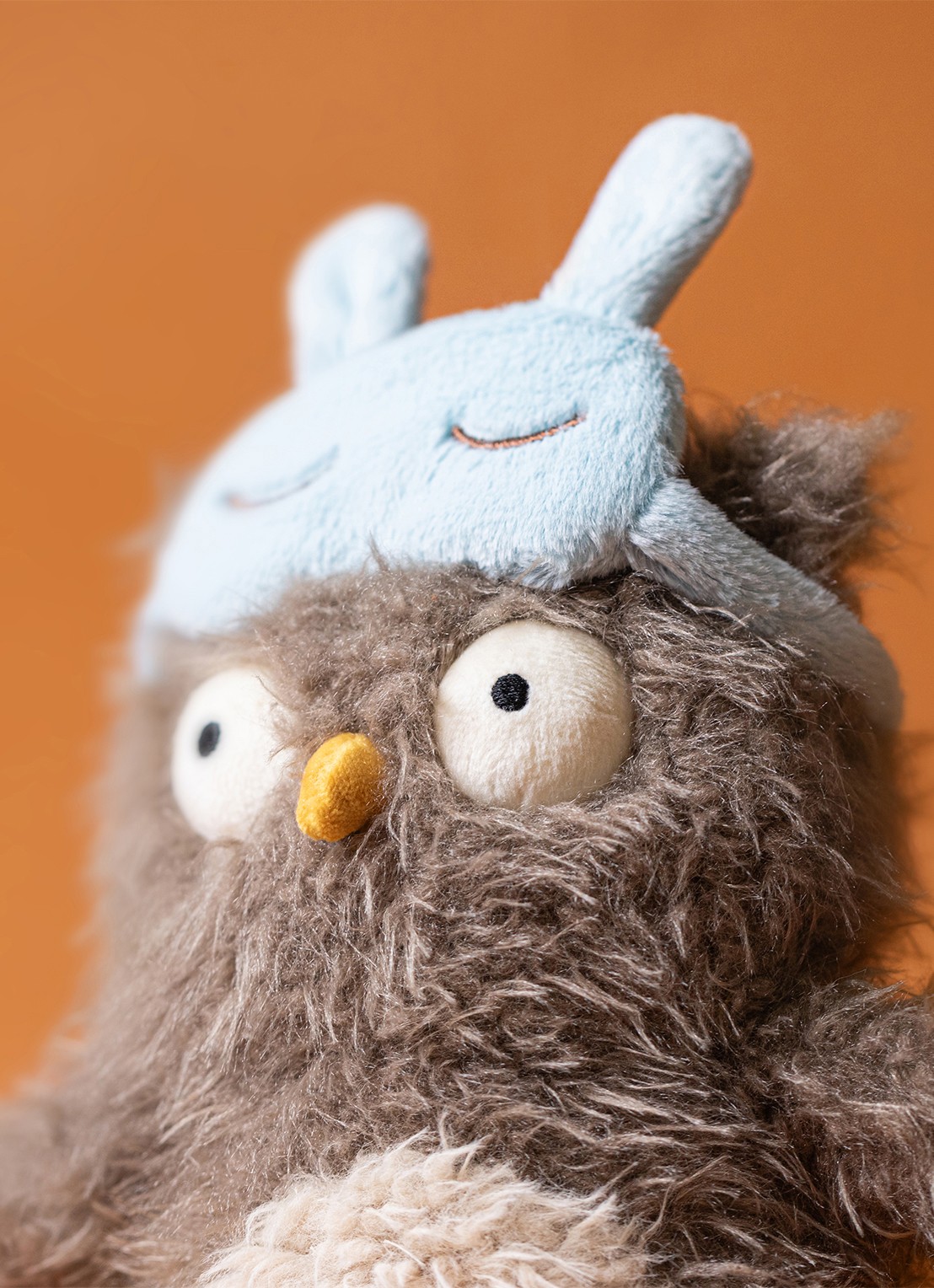 Jellycat Audrey Hootsoftly knuffel 24 cm - voorkant 3 beige