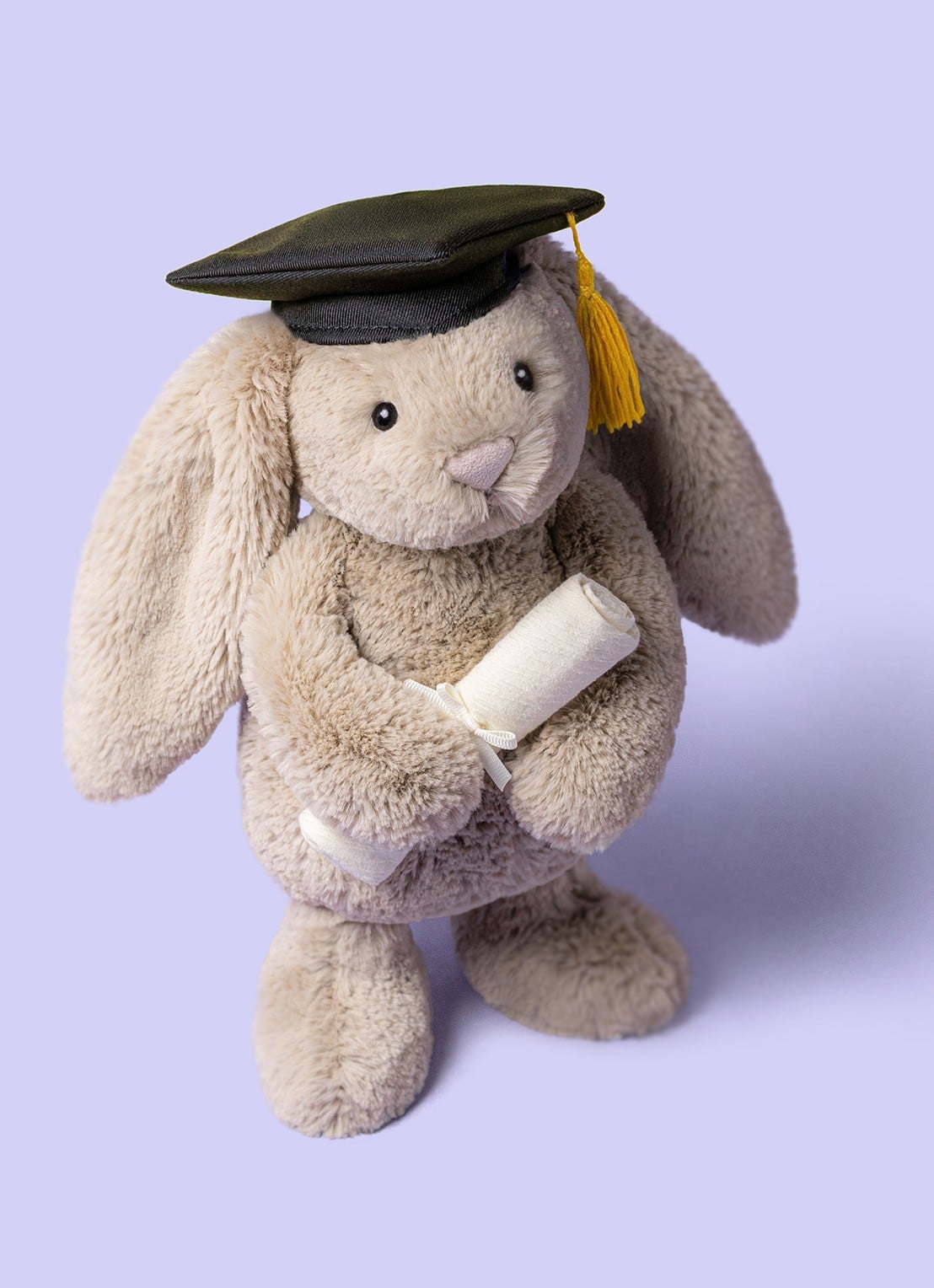 Jellycat Bashful Bunny Graduation Outfit knuffel 31 cm - voorkant 4 beige