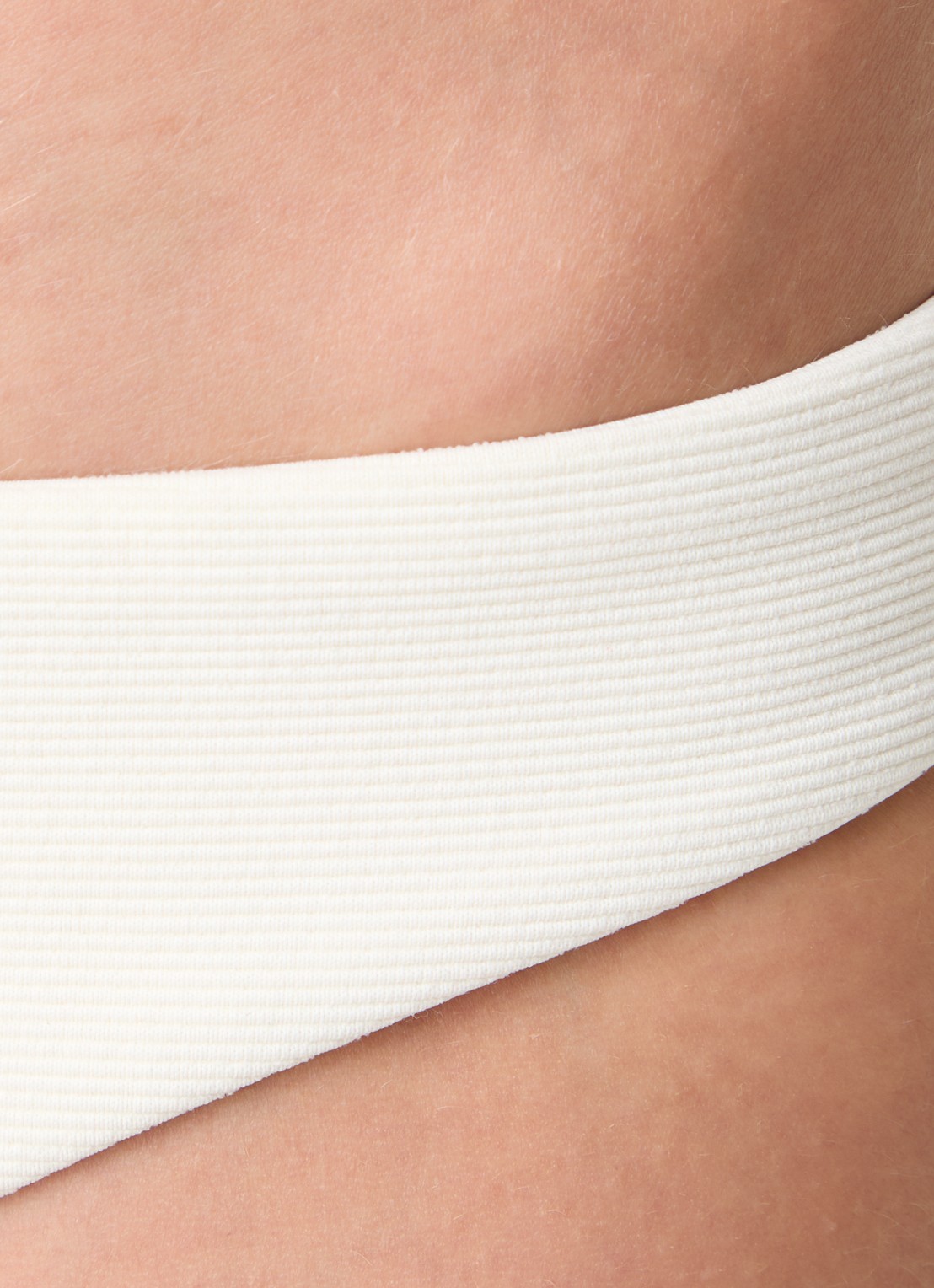 JETS Australia Isla bikinislip met ribstructuur - detail 5 ivoor
