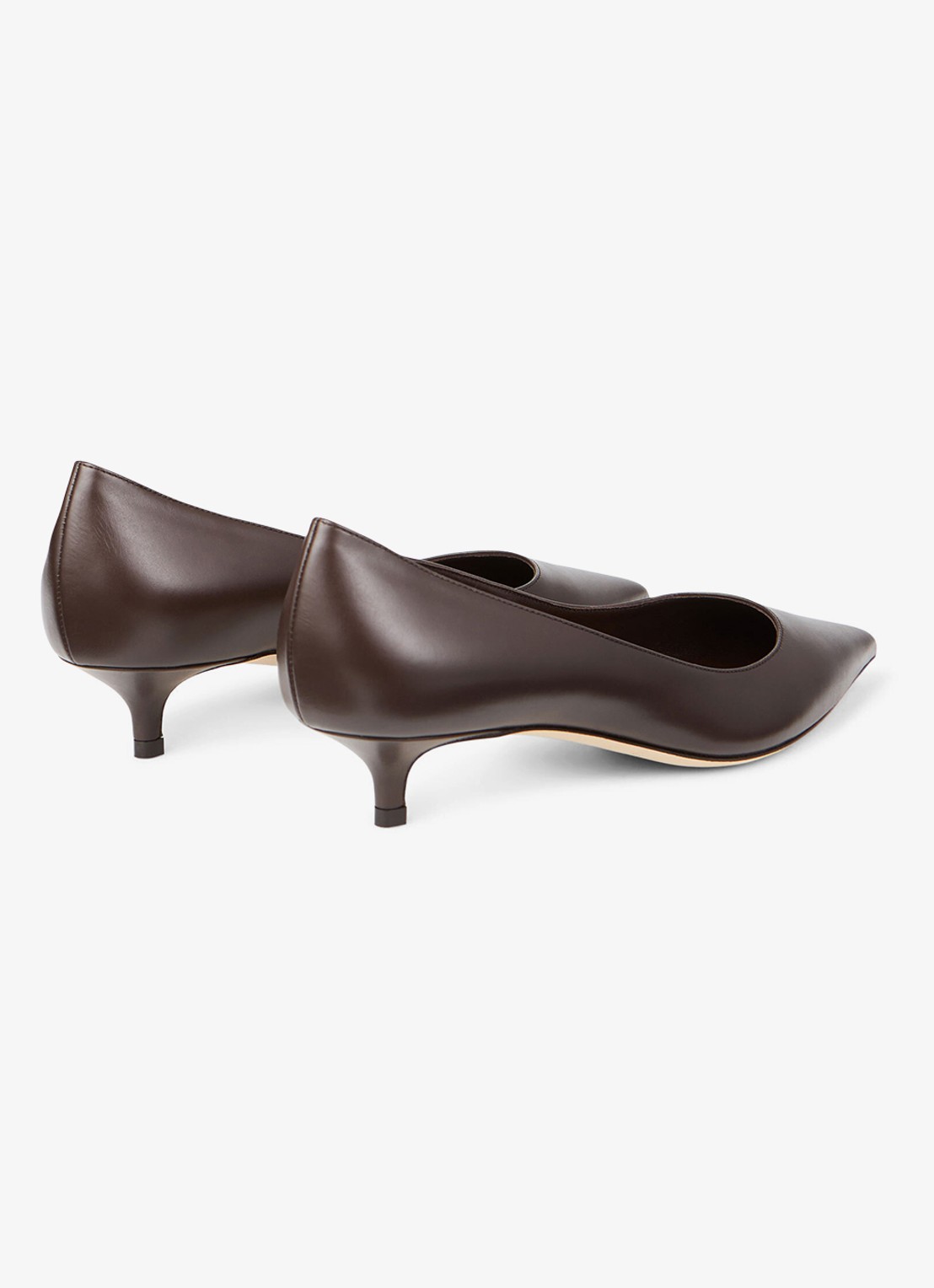 Jimmy Choo Amelia pump van kalfsleer - achterkant donkerbruin