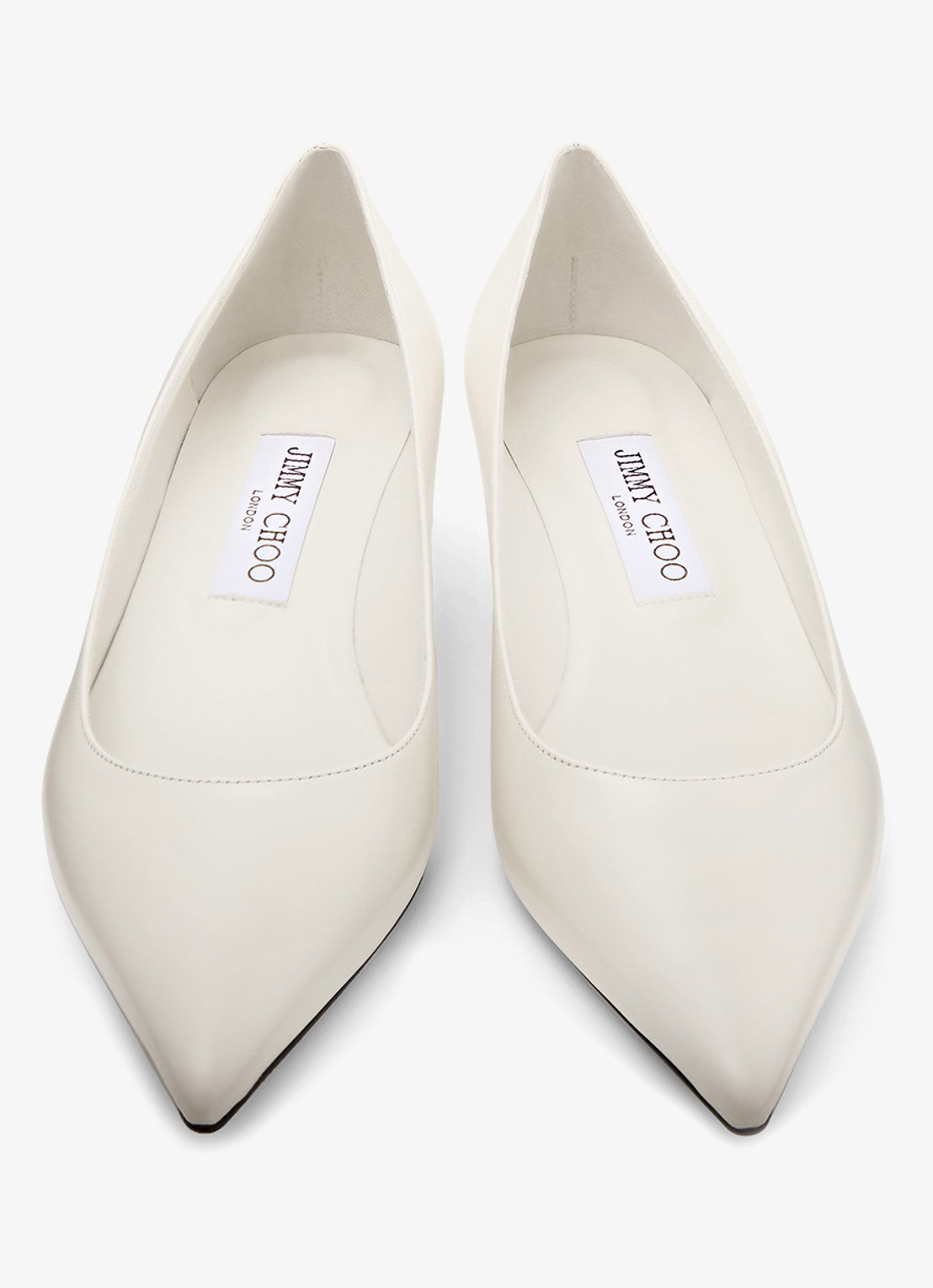 Jimmy Choo Amelia pump van kalfsleer - detail 2 gebroken wit