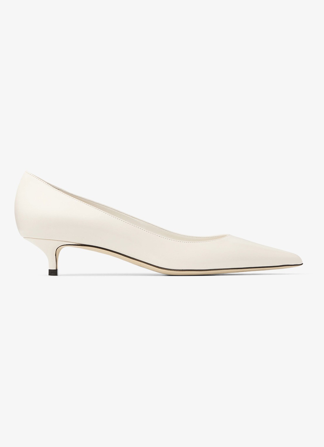 Jimmy Choo Amelia pump van kalfsleer - voorkant 5 gebroken wit