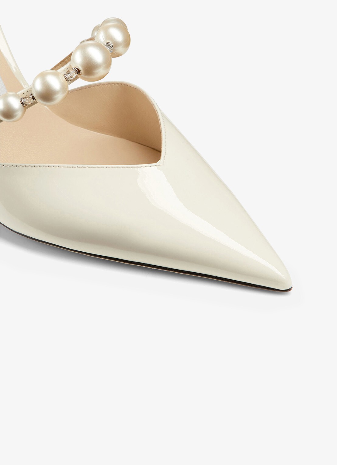 Jimmy Choo Aurelie pump van lakleer met kristal - detail 3 wit