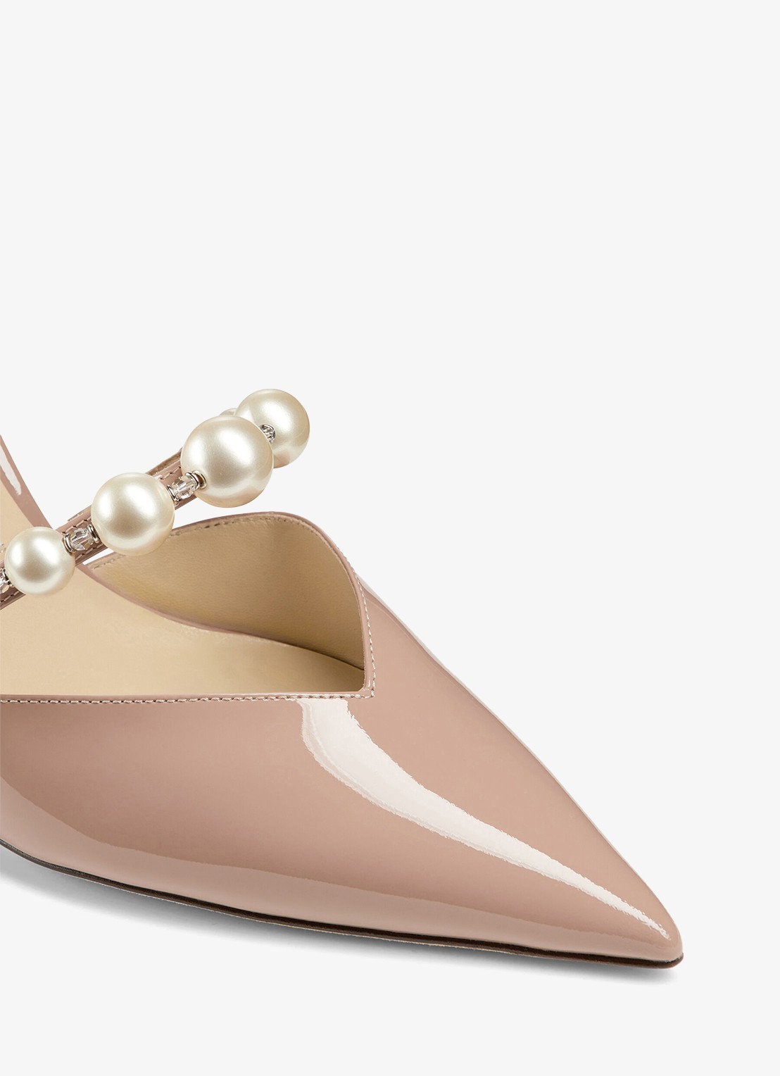 Jimmy Choo Aurelie sandalette van lakleer met kristal - detail 3 donkerbeige