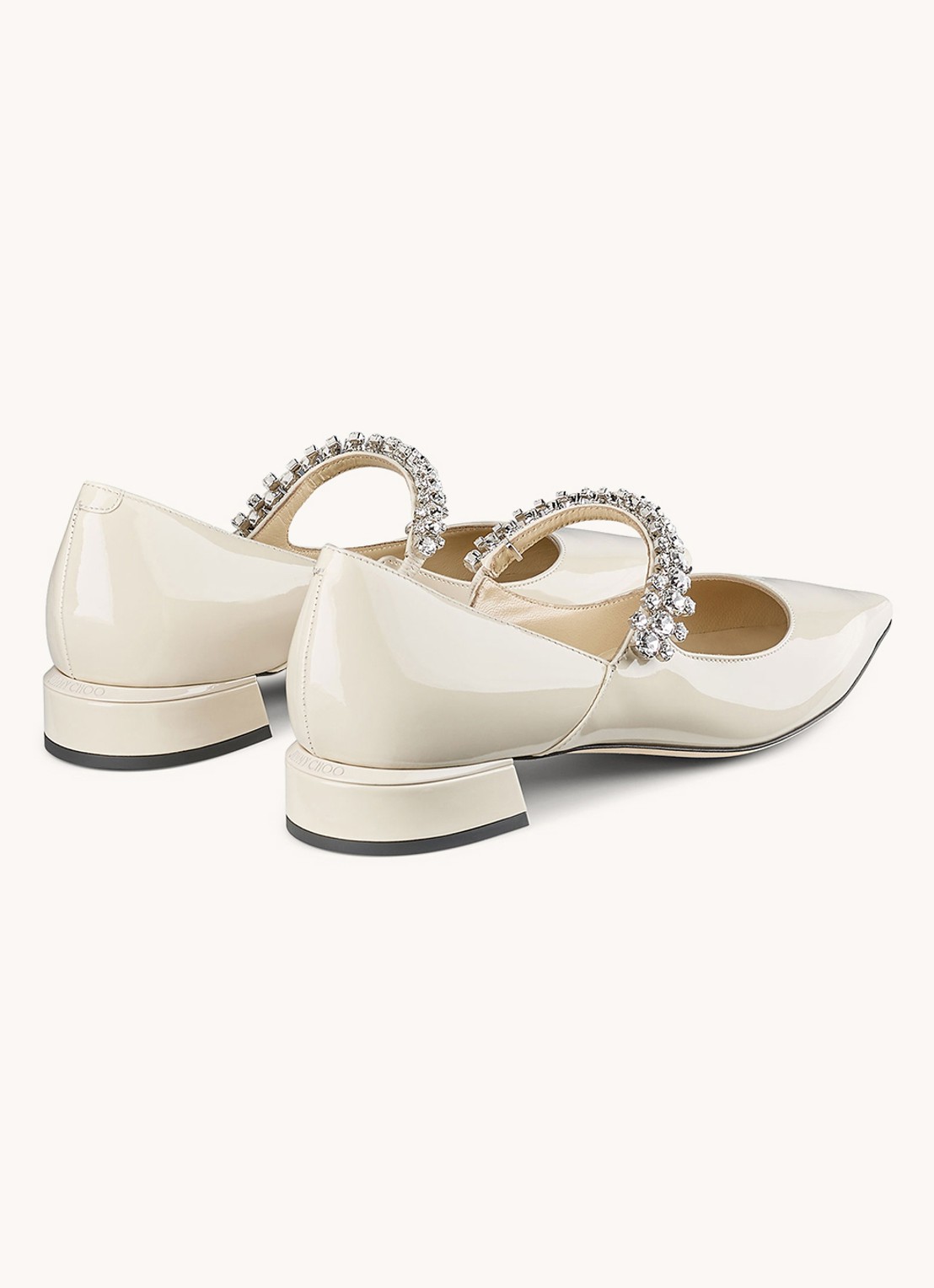 Jimmy Choo Bing pump van kalfsleer met kristal - detail 2 wit