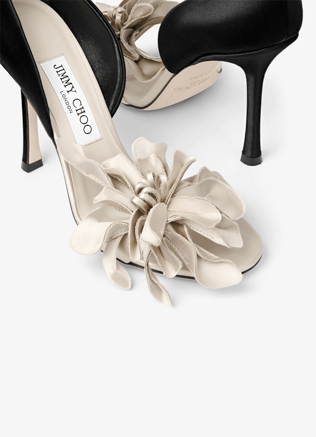 Jimmy Choo Coko 100 sandalette van satijn - detail 4 zwart