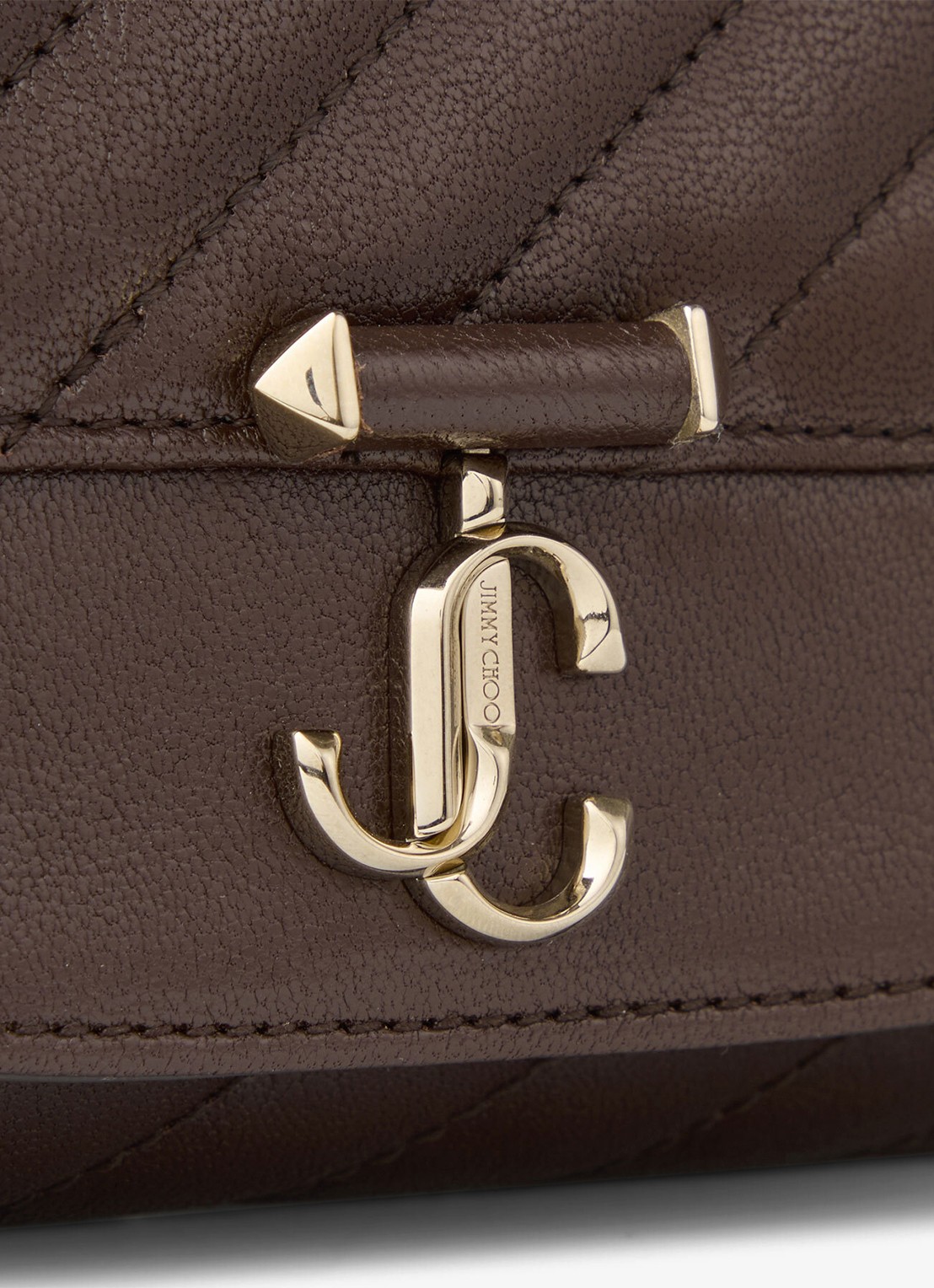 Jimmy Choo Curve clutch van lamsleer met afneembare schouderriem - detail 3 donkerbruin