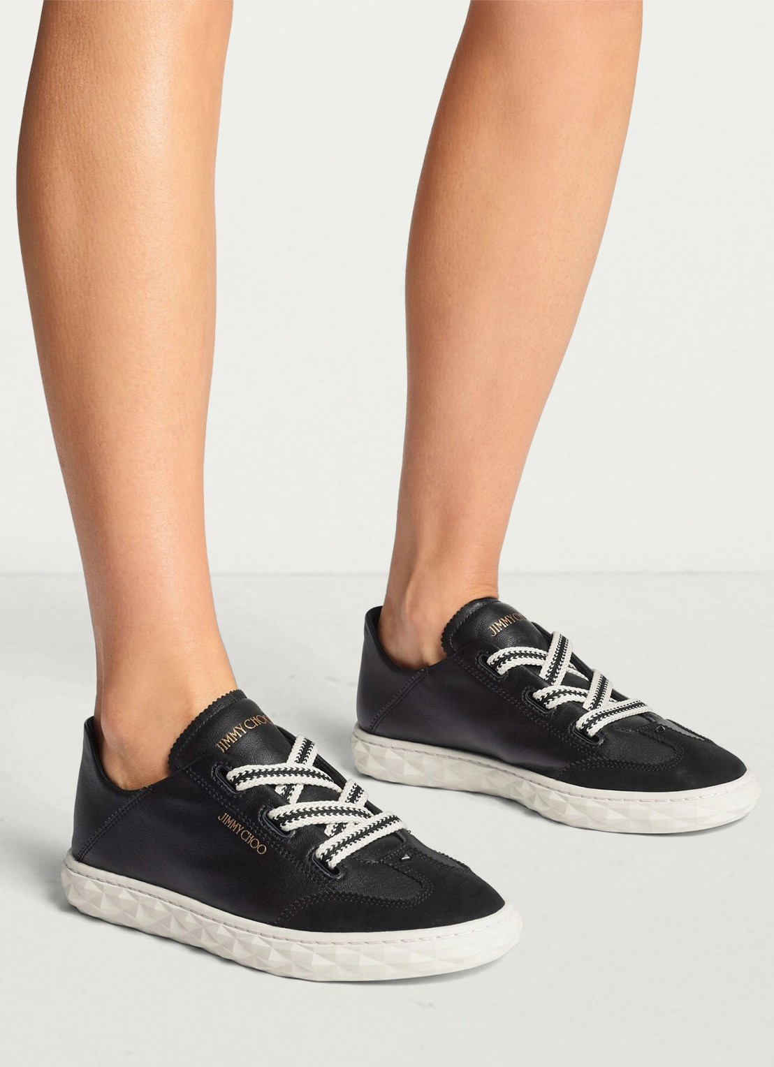 Jimmy Choo Diamond Light Flex/F sneaker van lamsleer met suède details - voorkant 5 zwart