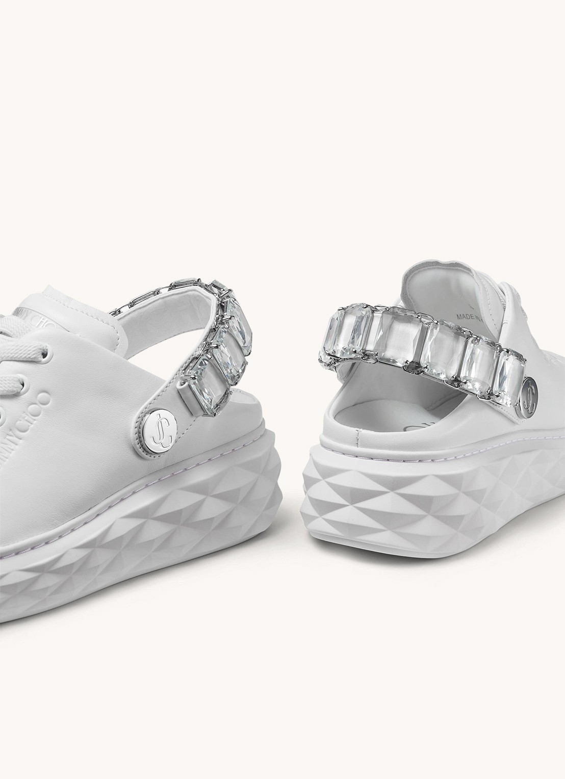 Jimmy Choo Diamond Sling sneaker met strass en kalfsleren details - achterkant 8 wit