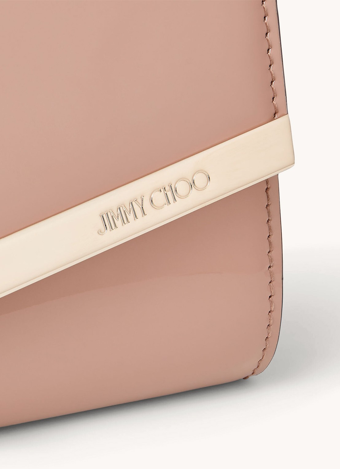 Jimmy Choo Emmie clutch van lakleer met afneembare schouderriem - detail 5 oudroze