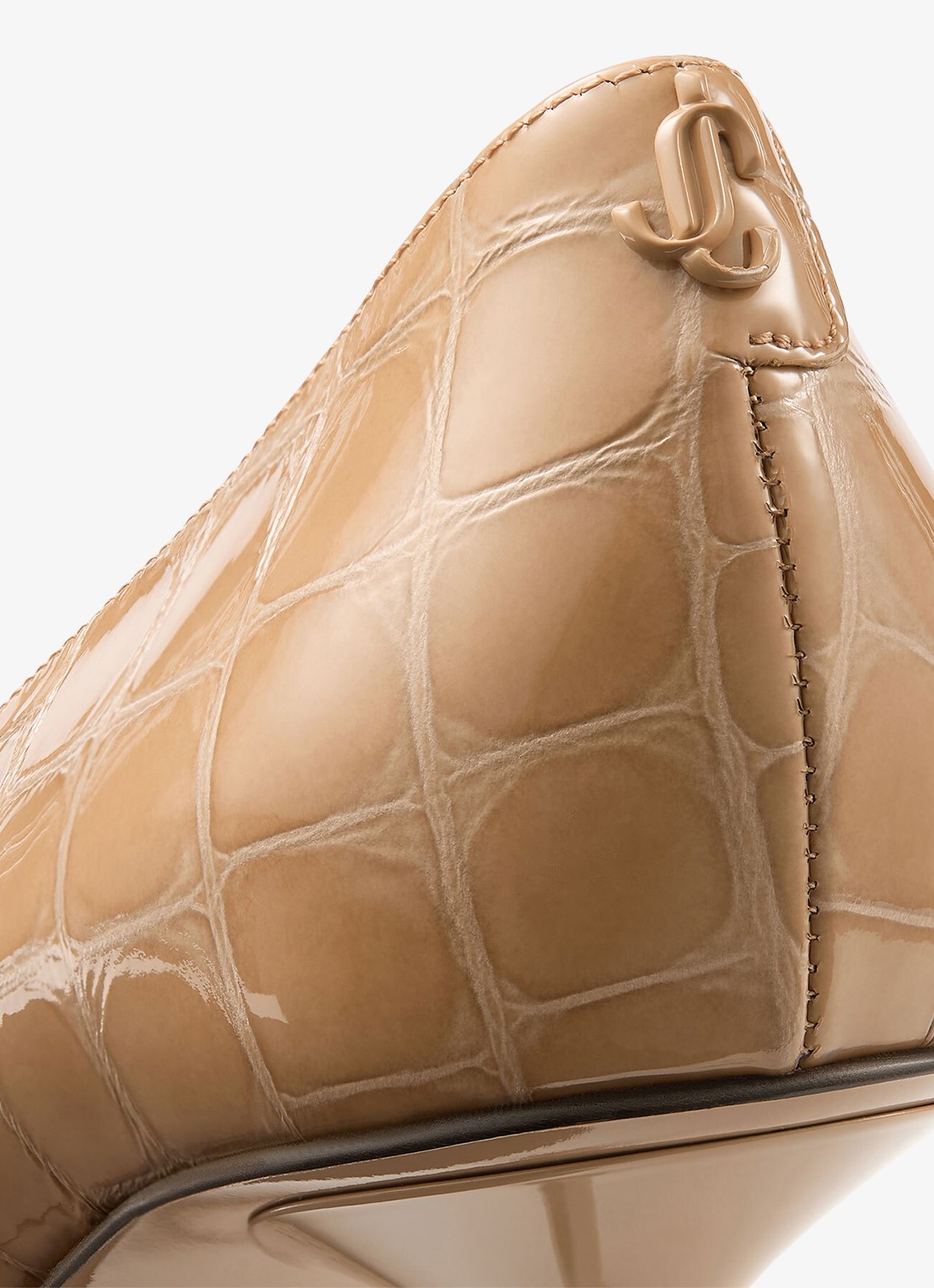 Jimmy Choo Ixia 80 pump van kalfsleer met crocostructuur - detail 4 beige
