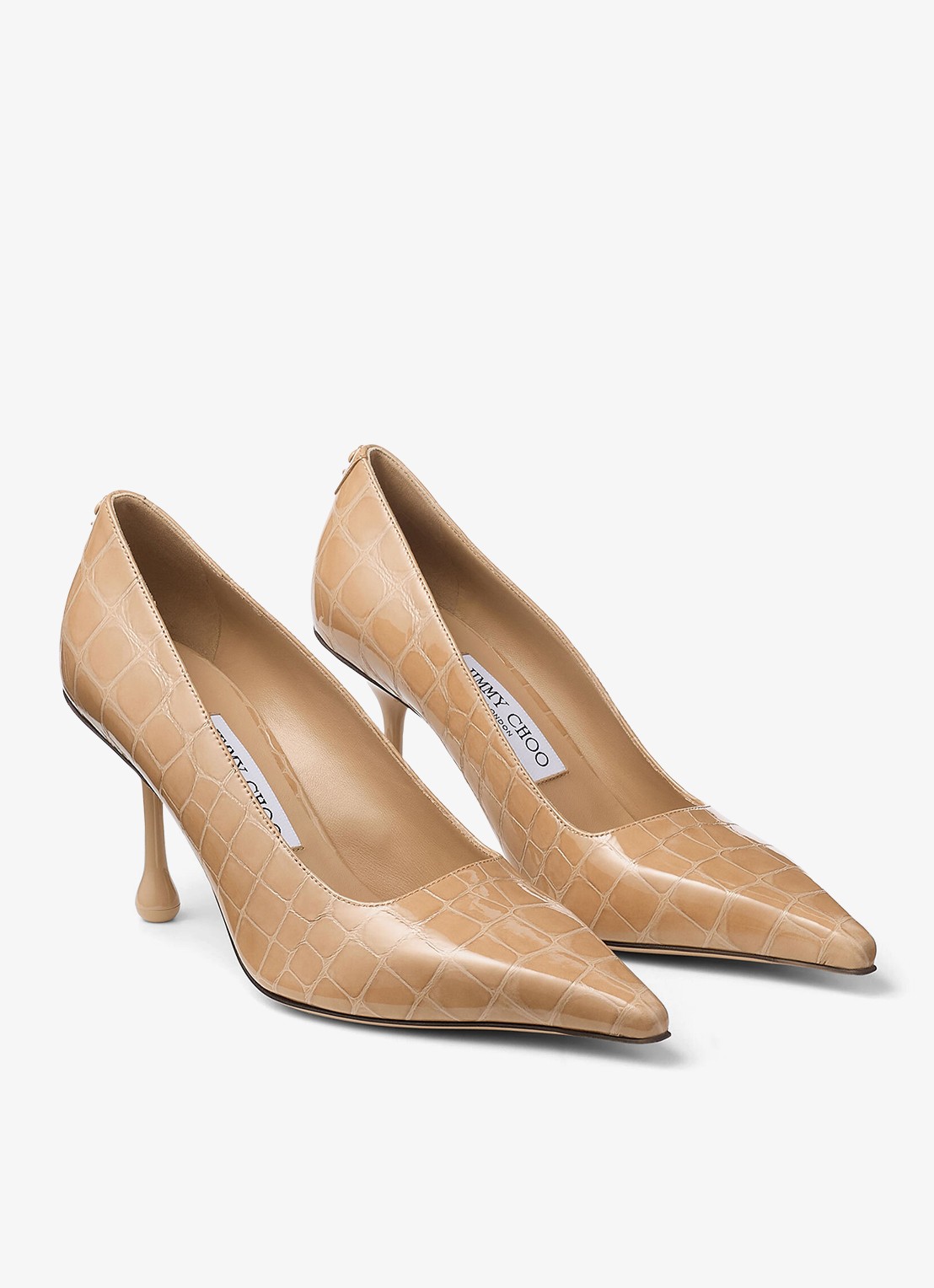 Jimmy Choo Ixia 80 pump van kalfsleer met crocostructuur - voorkant 2 beige