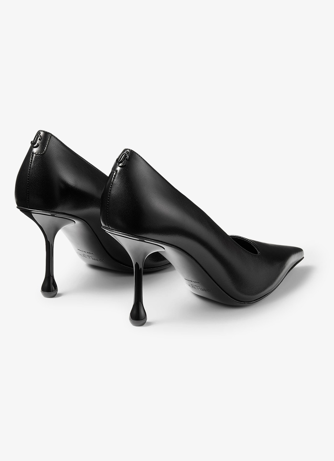 Jimmy Choo Ixia 80 pump van lamsleer - achterkant zwart
