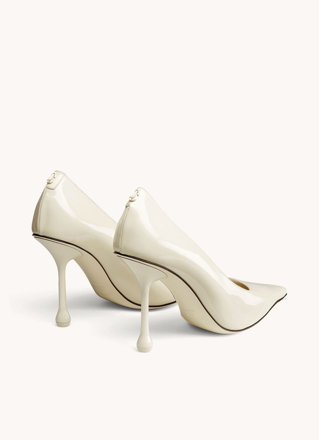 Jimmy Choo Ixia 95 pump van kalfsleer - detail 4 gebroken wit