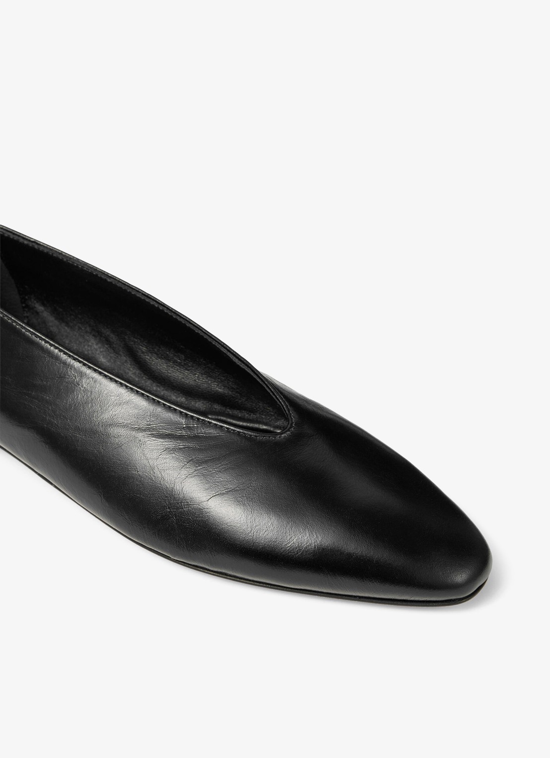 Jimmy Choo Margot ballerina van kalfssuède - detail 5 zwart