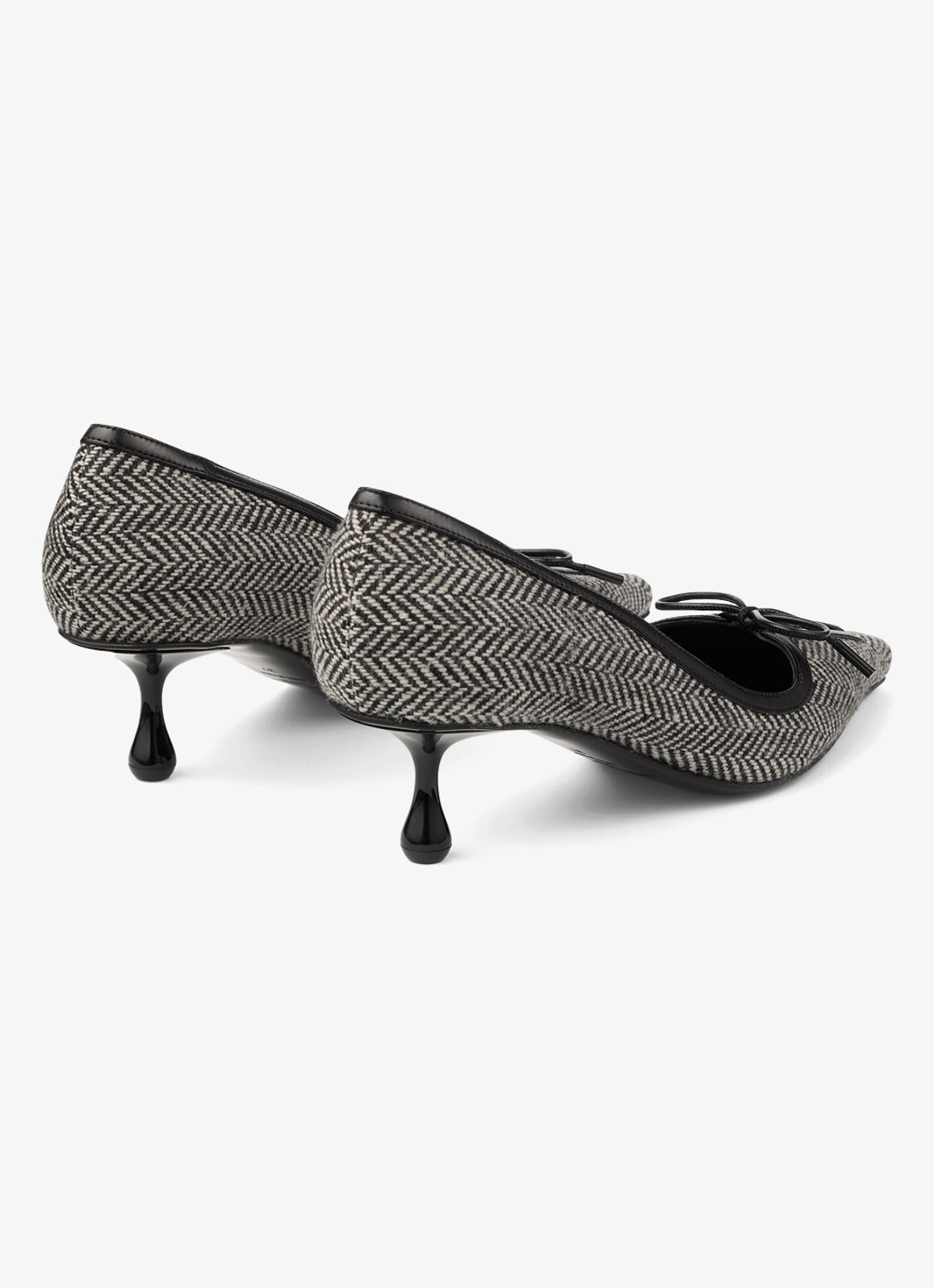 Jimmy Choo Scarlett 50 pump met lamsleren details - achterkant 5 zwart