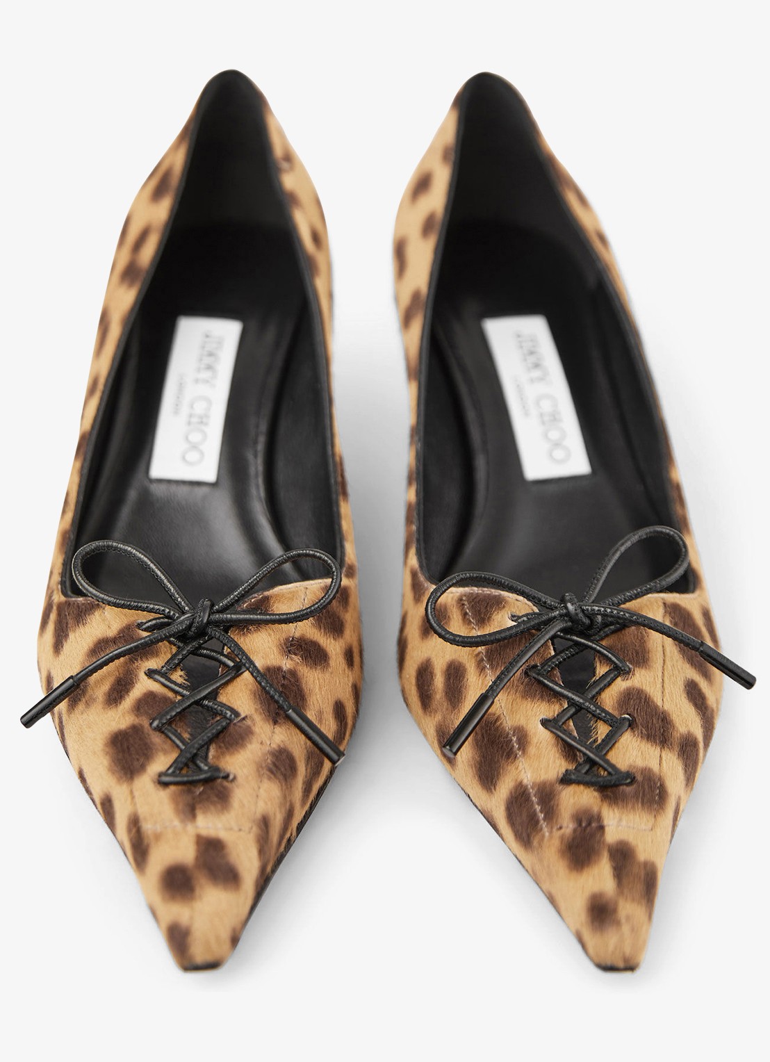 Jimmy Choo Scarlett 50 pump van kalfsleer - detail 3 lichtbruin