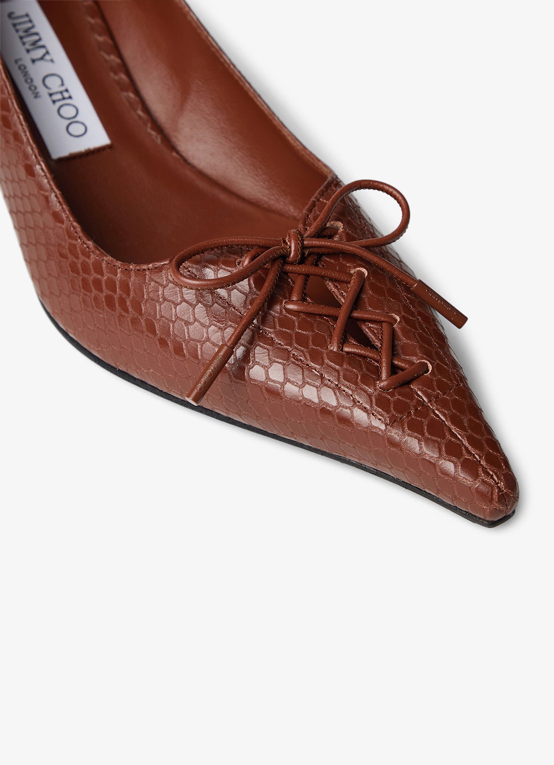 Jimmy Choo Scarlett 50 pump van kalfsleer - detail 5 cognac