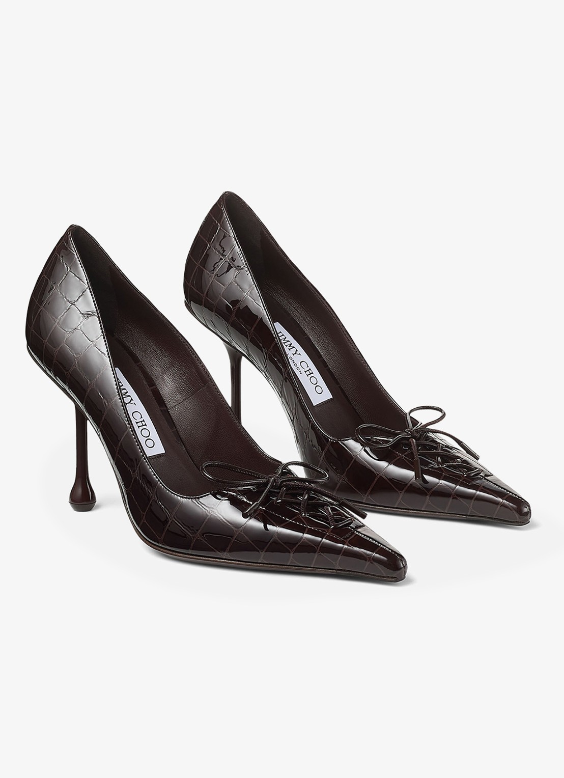 Jimmy Choo Scarlett 95 pump van kalfsleer met crocostructuur - voorkant 2 donkerbruin