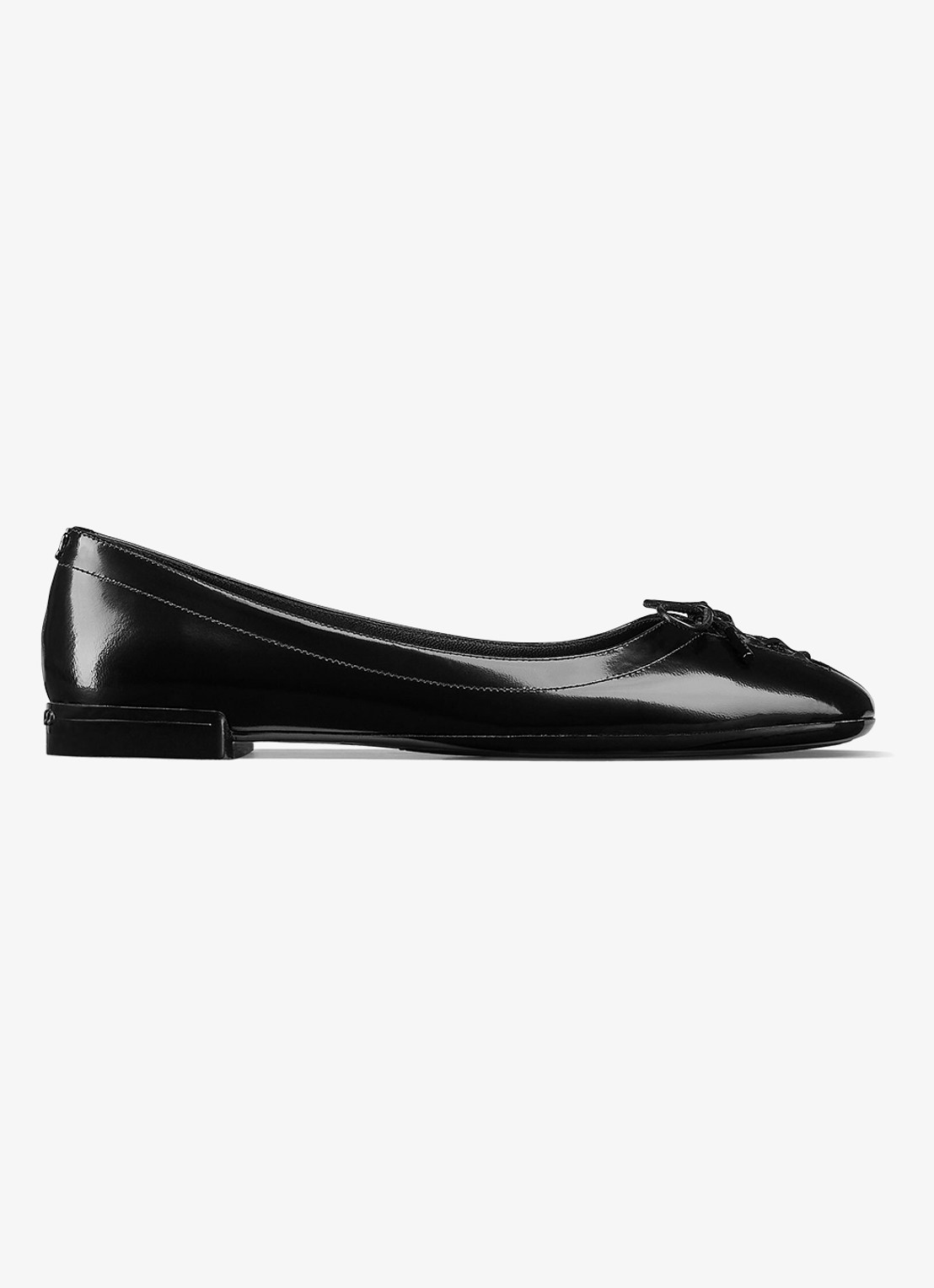 Jimmy Choo Scarlett ballerina van lamsleer met lakfinish - voorkant 2 zwart