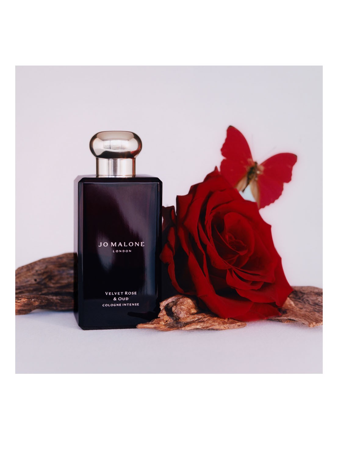 Jo Malone London Velvet Rose & Oud Cologne - detail 2 undefined