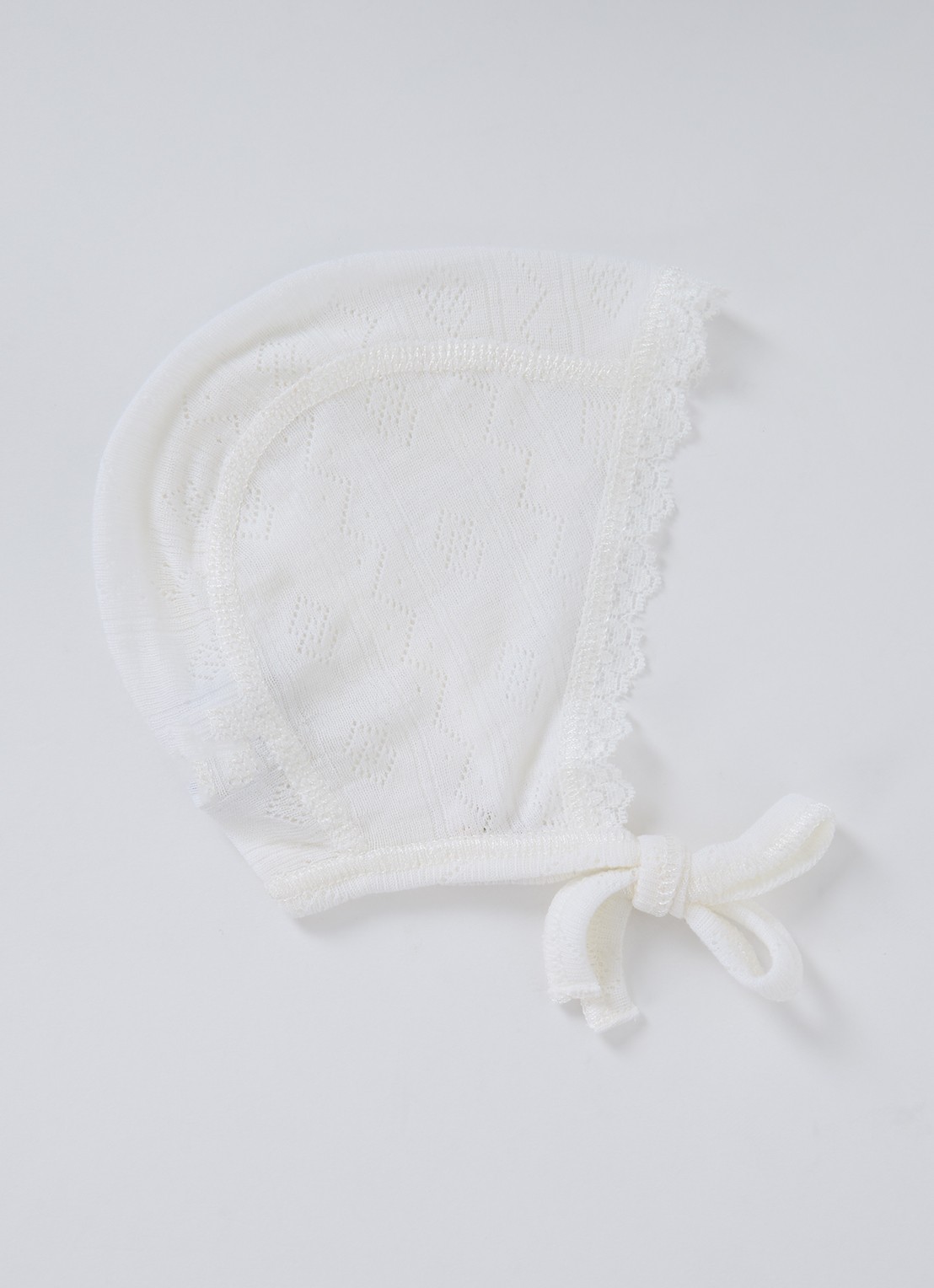 Joha Babymuts in merino wolblend - voorkant gebroken wit