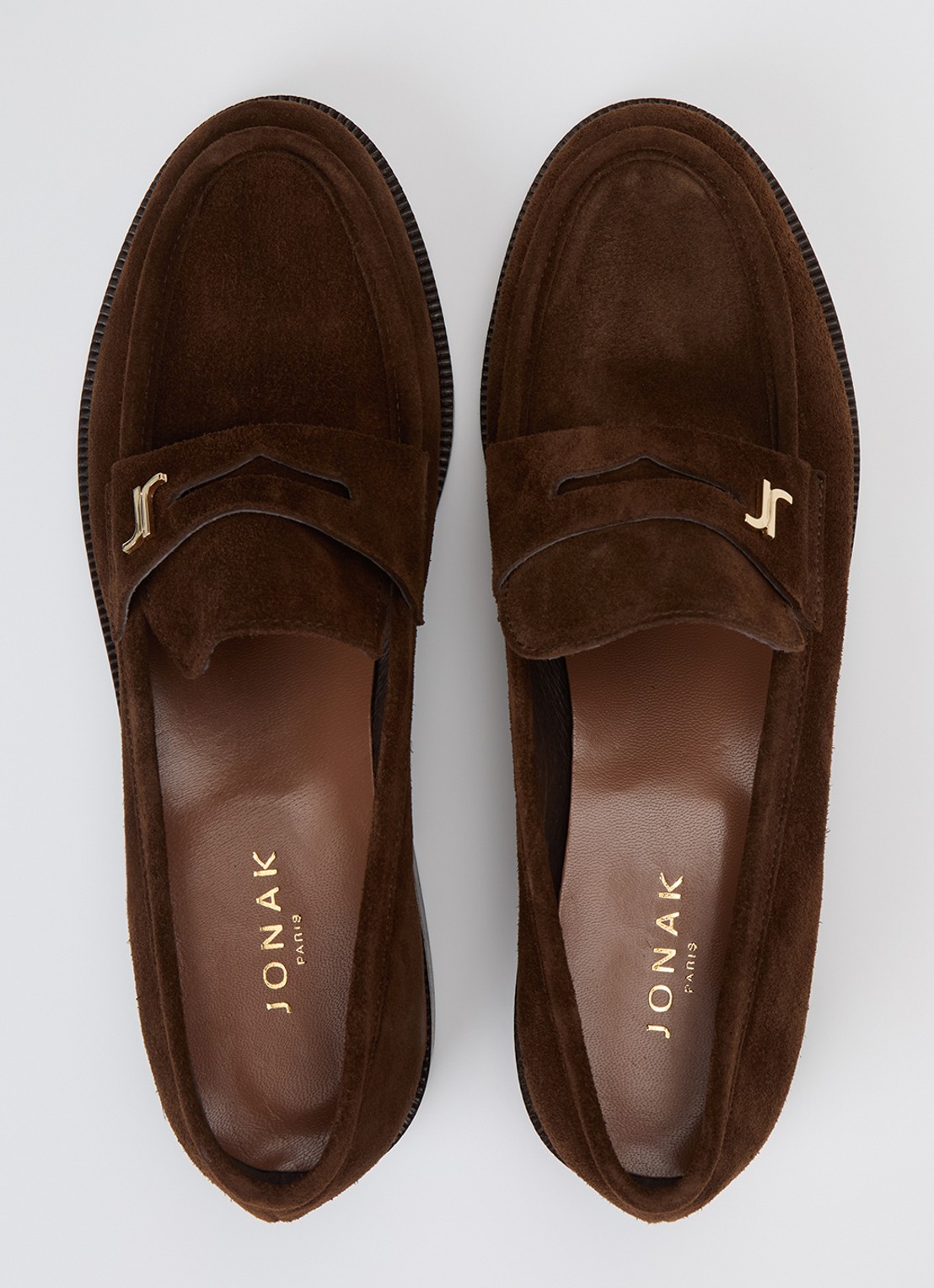Jonak Duedi loafer van kalfssuède met logo - detail 2 donkerbruin