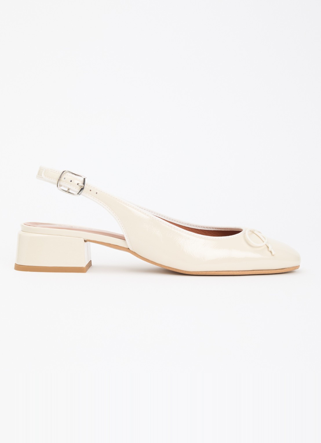 Jonak Dybilo slingback van kalfsleer met lakfinish - voorkant 2 ivoor