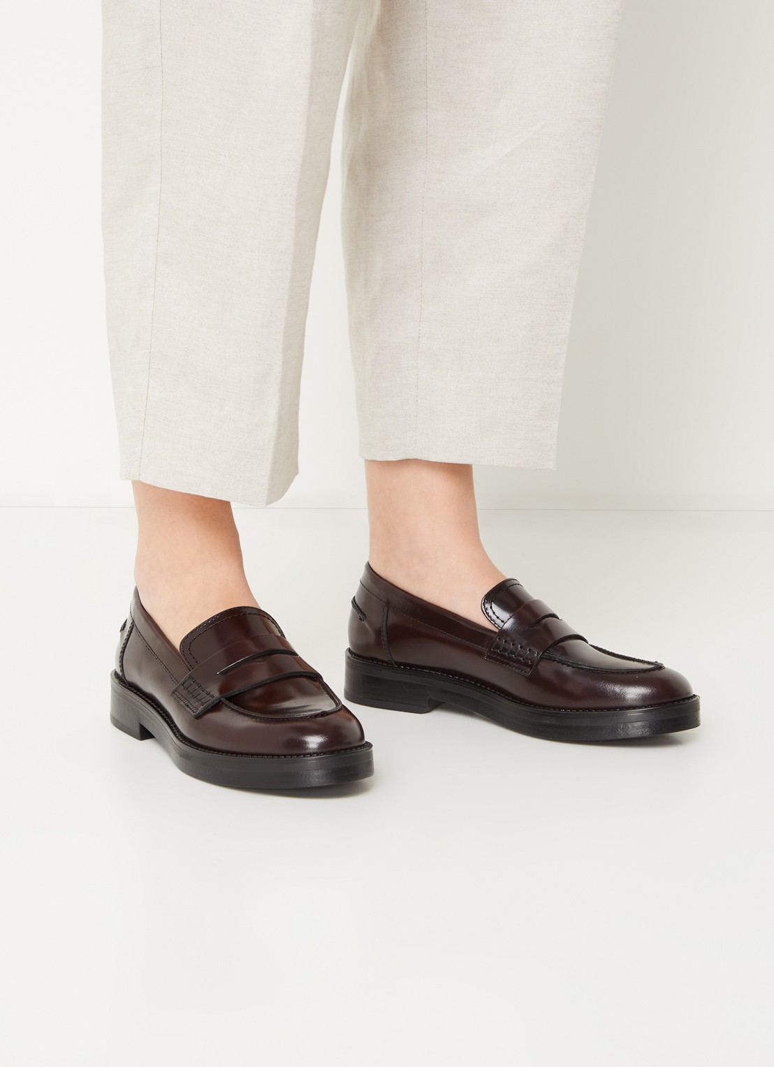 Jonak Mirna loafer van leer  - voorkant 6 aubergine