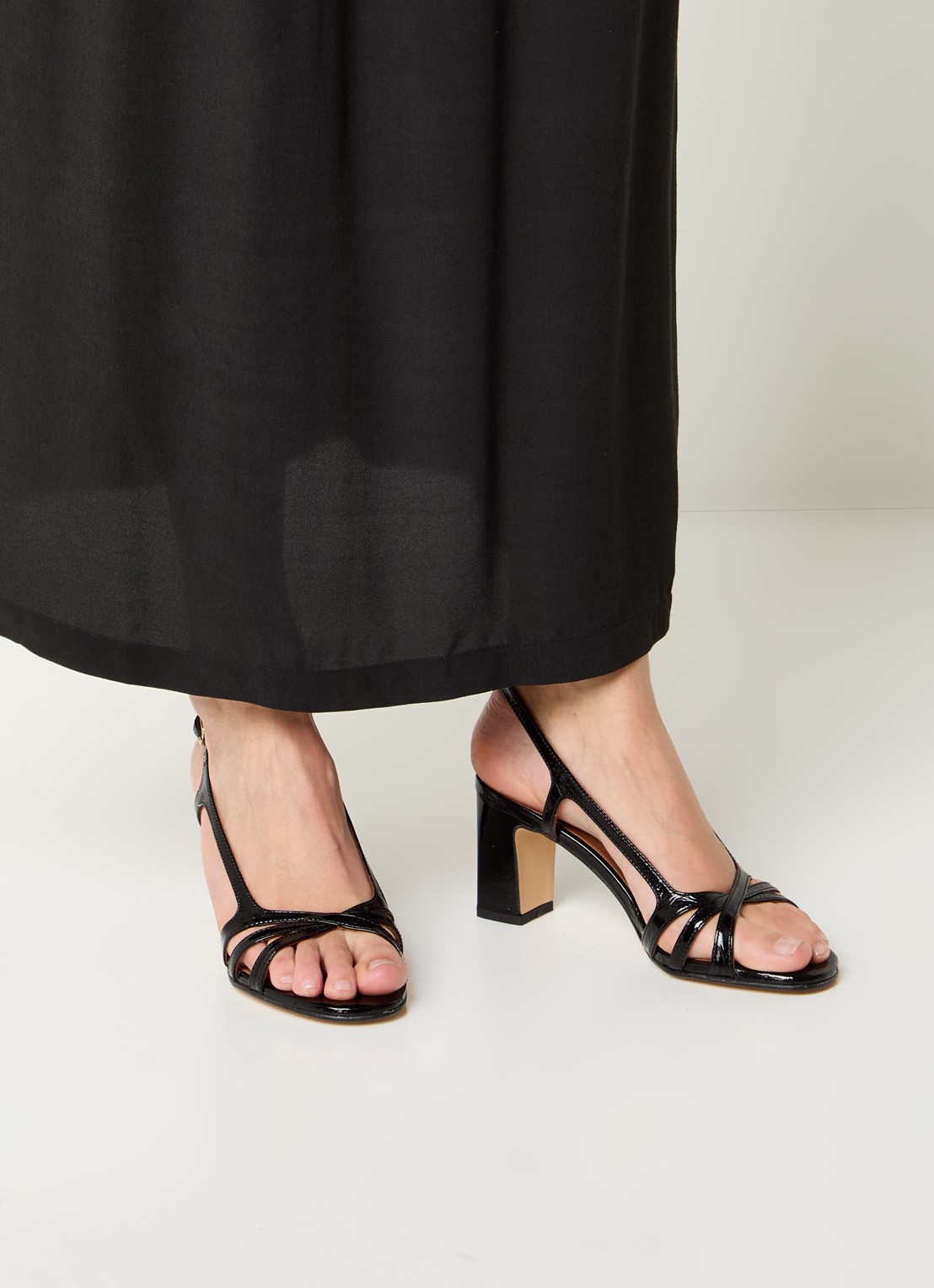 Jonak Vaiana sandalette van lakleer  - voorkant 3 zwart