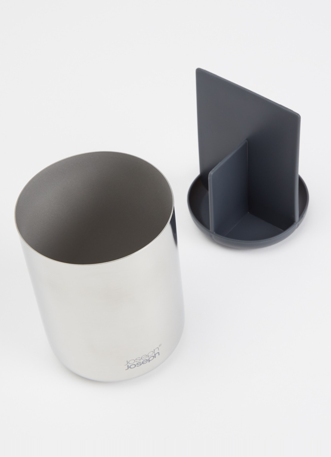 Joseph Joseph EasyStore tandenborstel houder  - voorkant 2 zilver