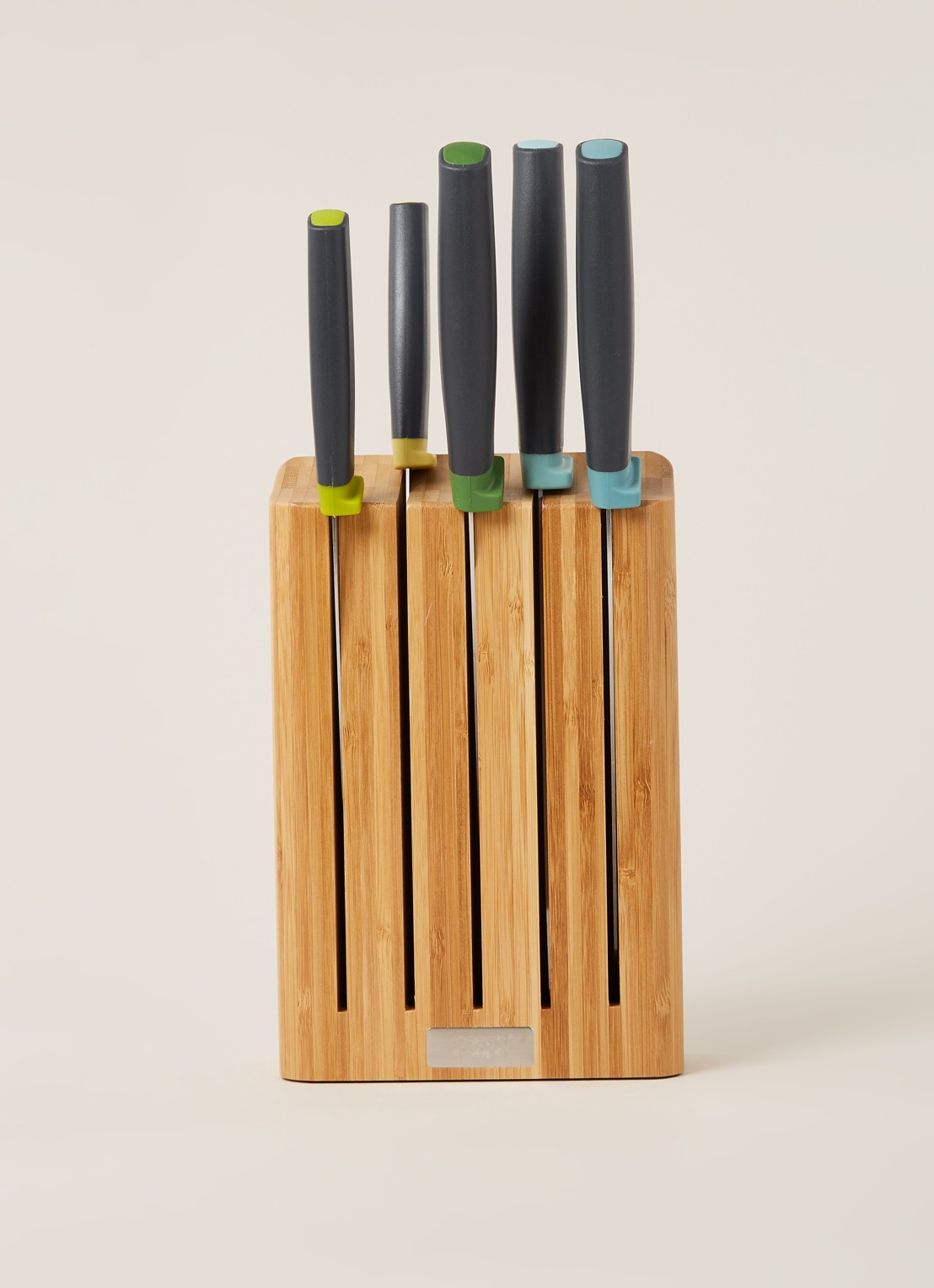 Joseph Joseph Elevate messenblok met messenset 5-delig - voorkant 2 camel