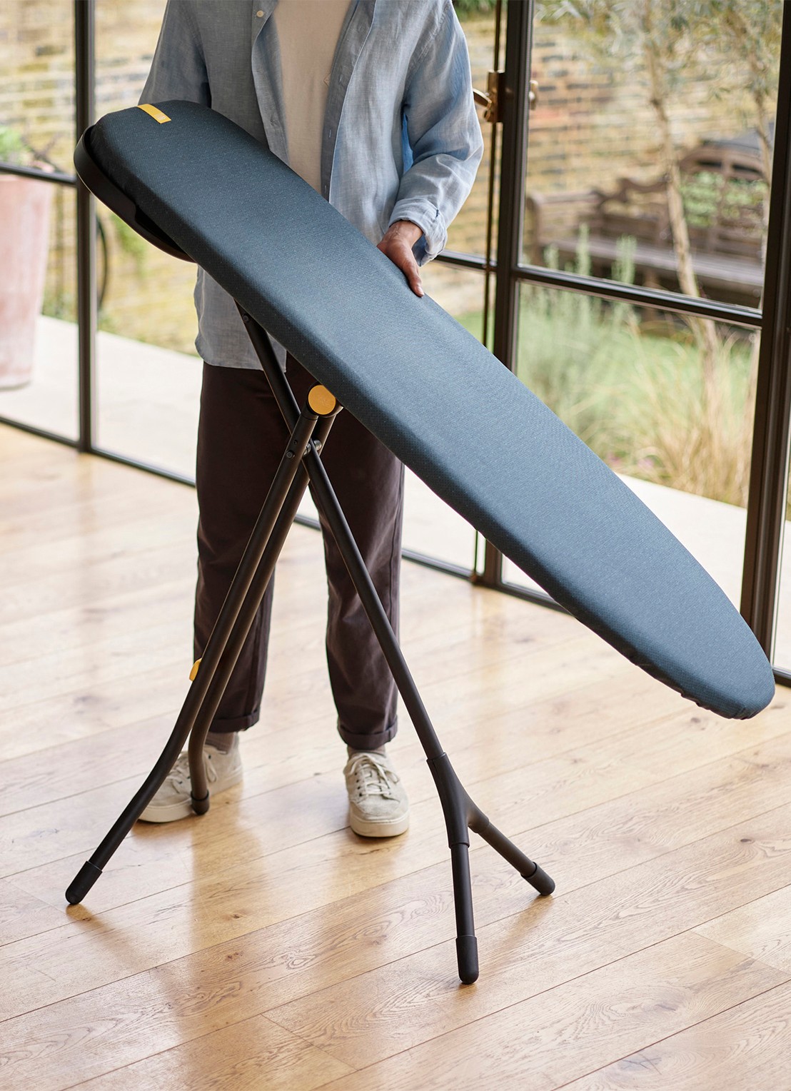 Joseph Joseph Glide Max Plus strijkplank 150 x 47 cm - detail 3 zwart