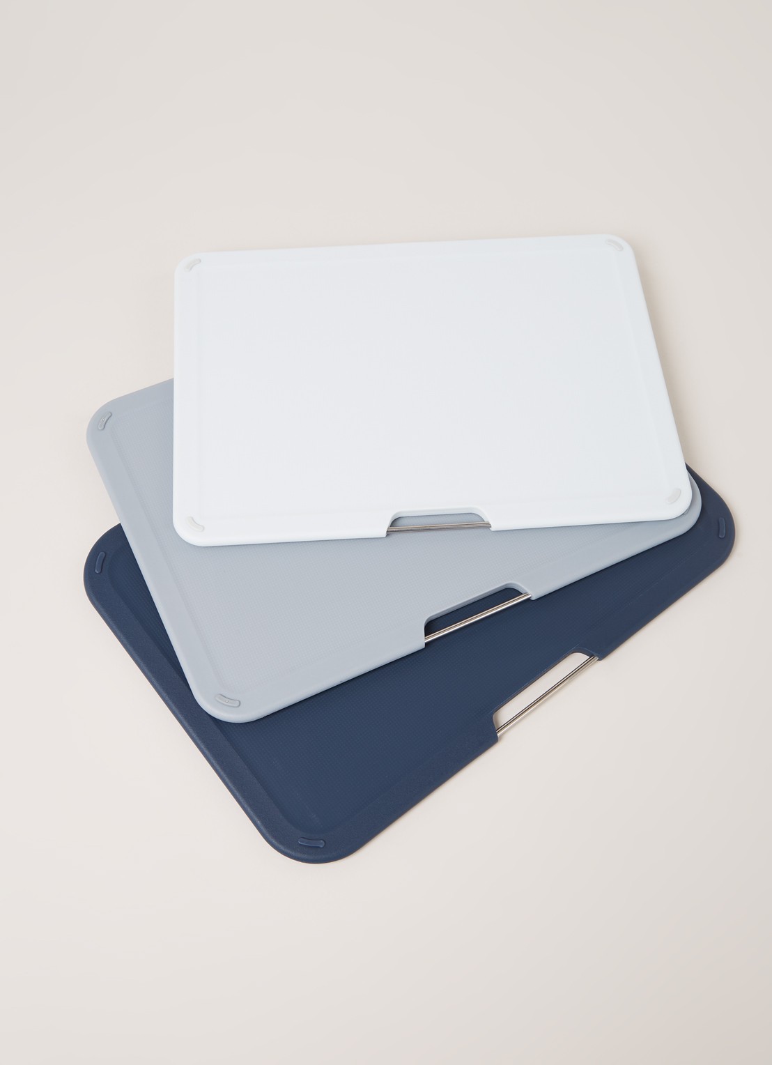 Joseph Joseph Nest snijplank L set van 3 - detail grijs