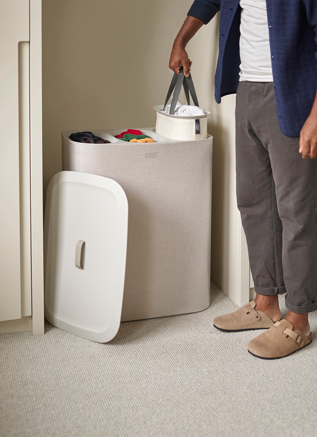 Joseph Joseph Tota Trio wasmand 71 cm - detail 2 beige