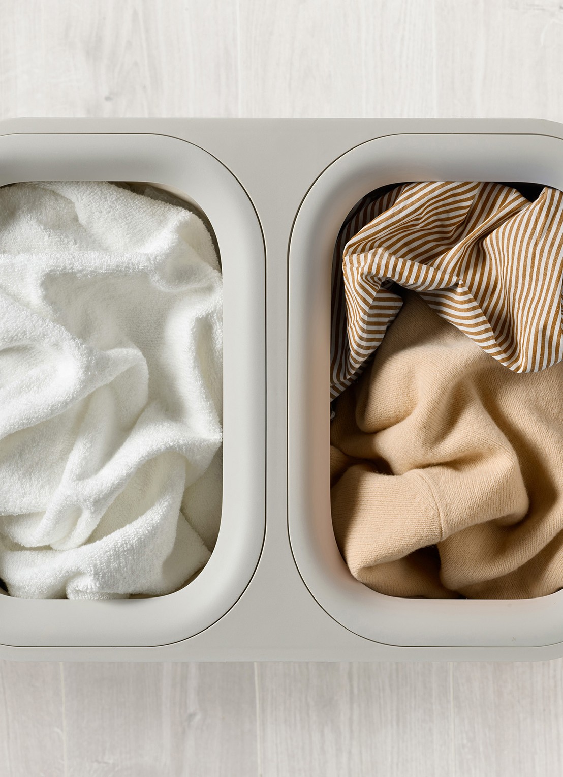 Joseph Joseph Tota Twin Luxe wasmand 73,5 cm - detail 3 beige