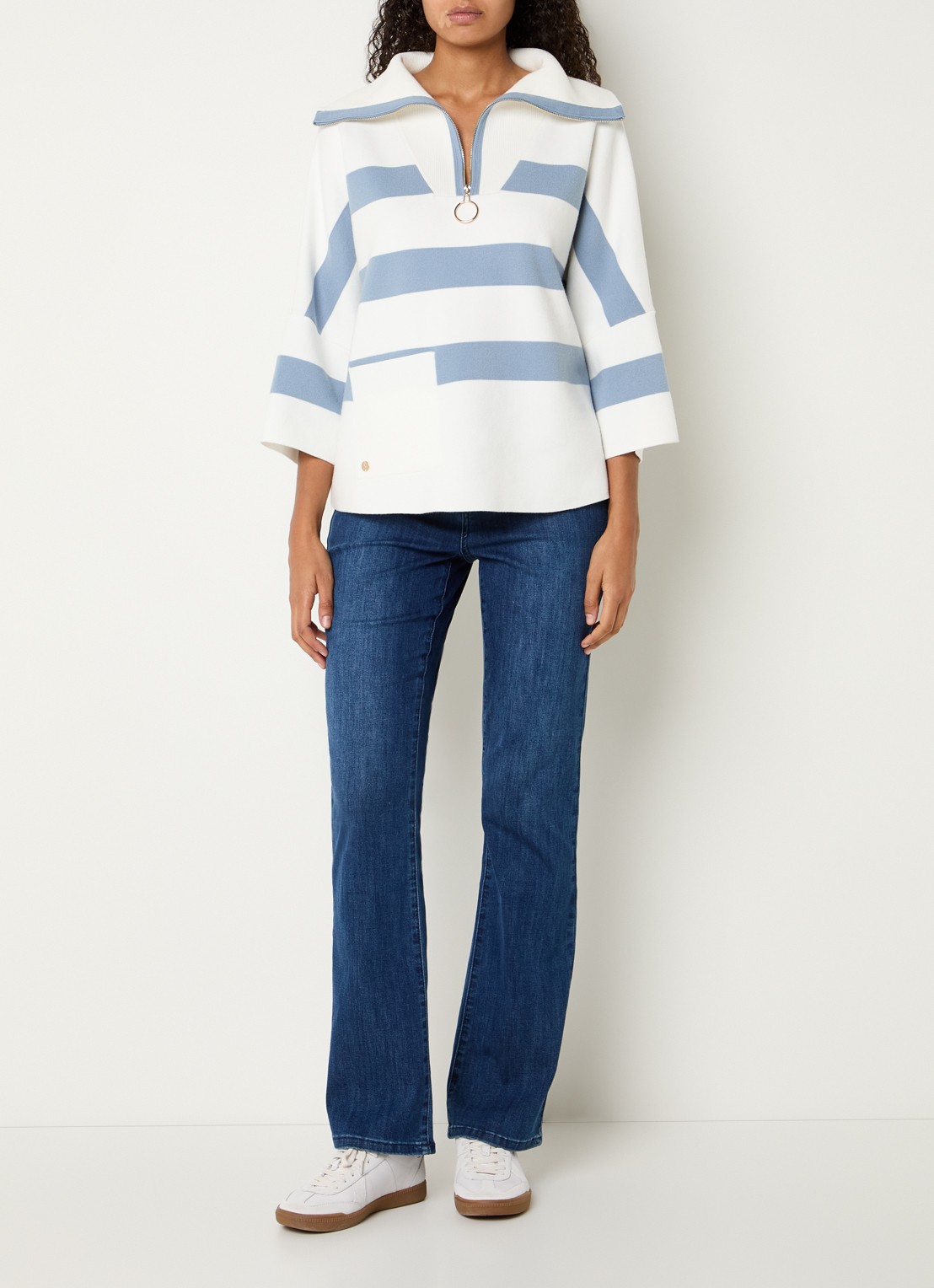 Joseph Ribkoff High waist flared jeans met medium wassing - voorkant 2 indigo