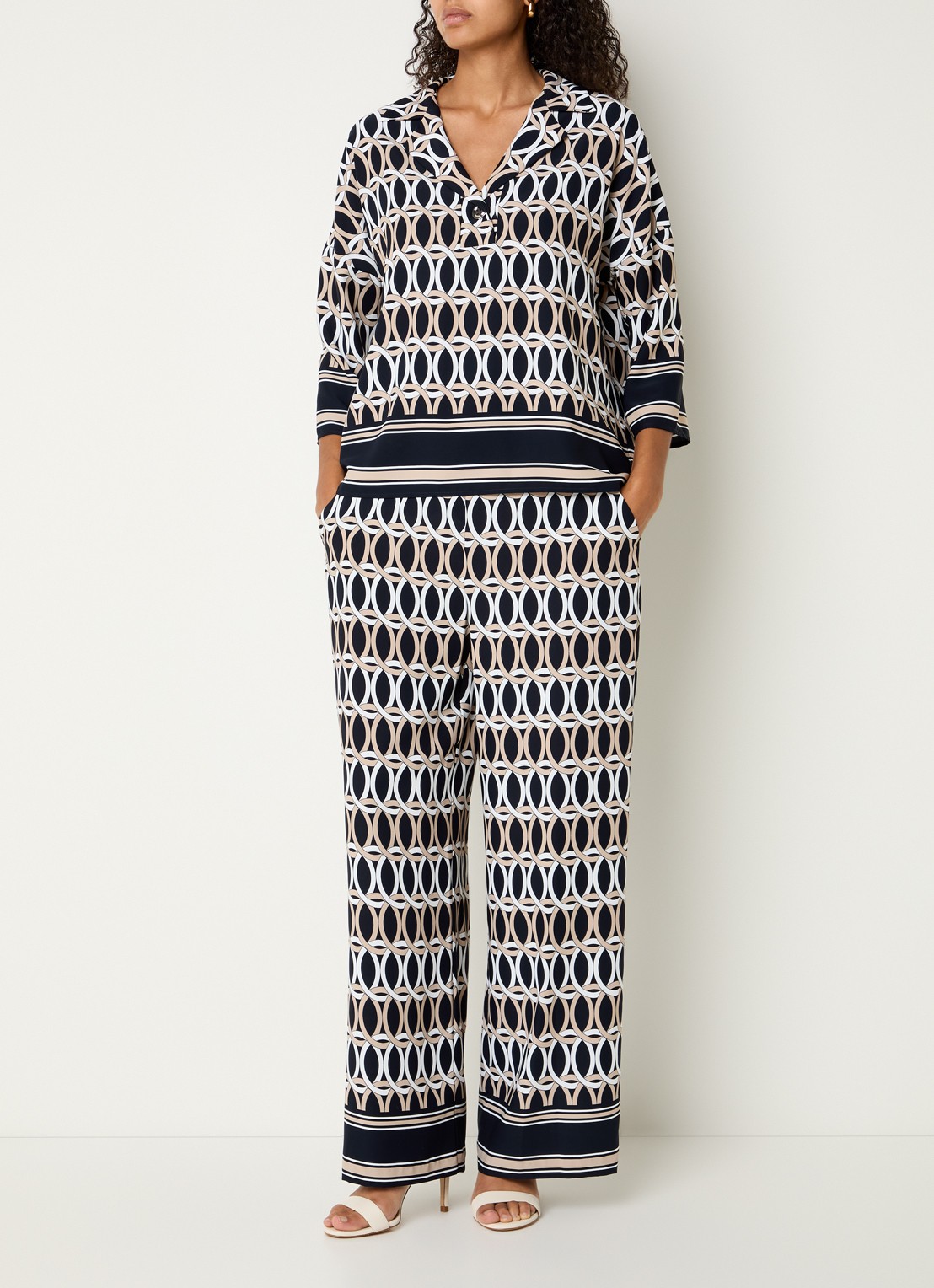 Joseph Ribkoff High waist wide fit palazzo broek met print - voorkant 3 zwart